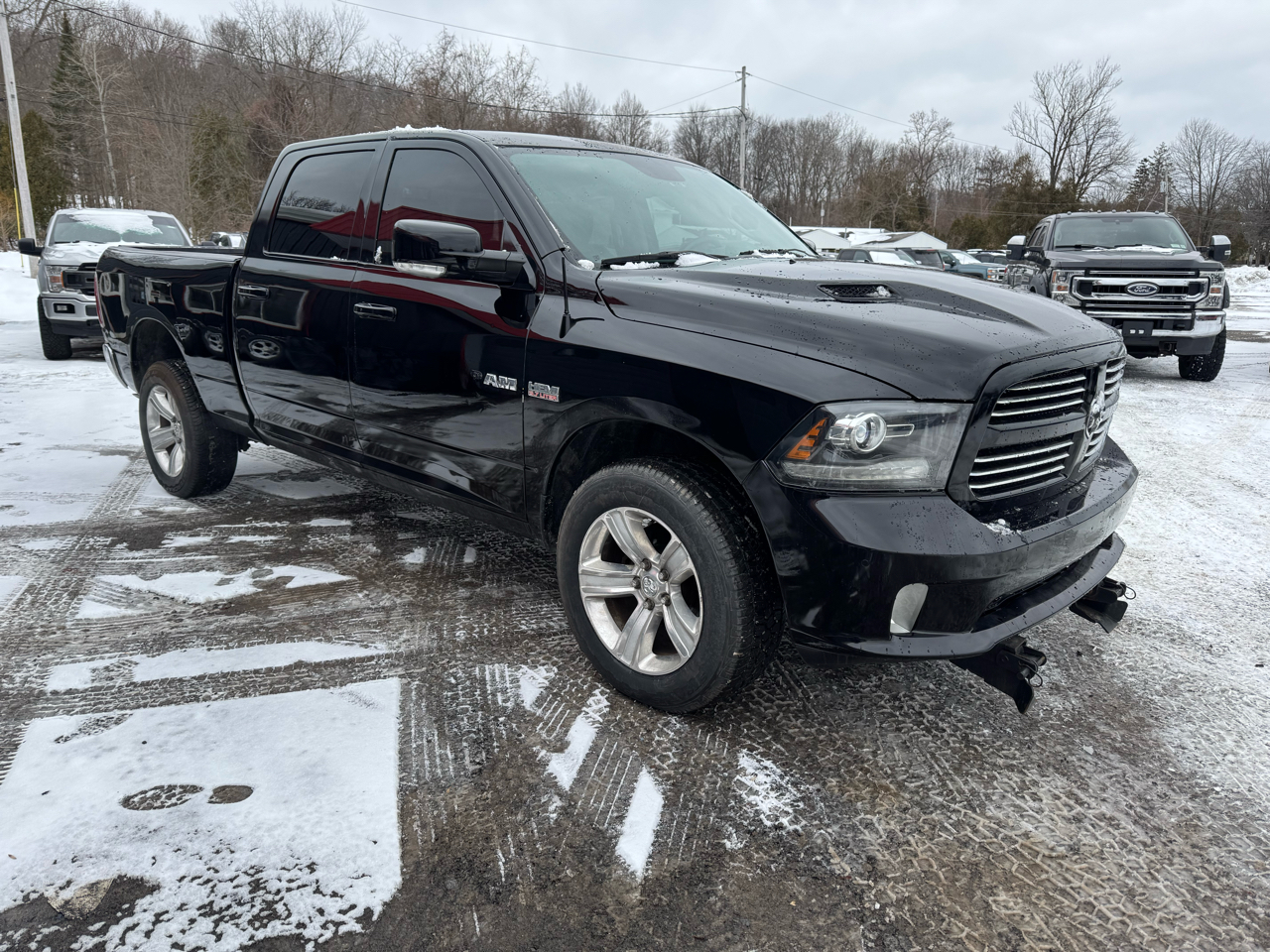 RAM 1500 4WD Crew Cab 149" Sport 2014