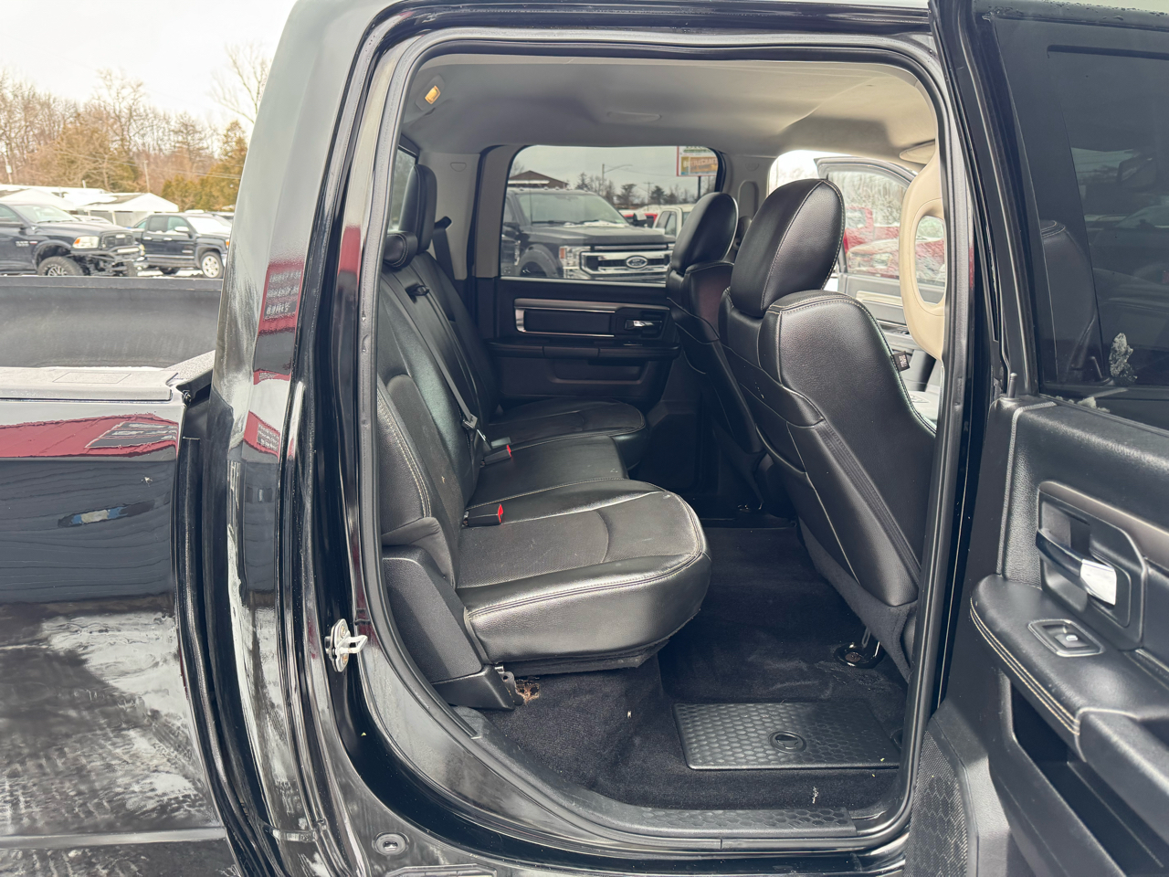 RAM 1500 4WD Crew Cab 149" Sport 2014