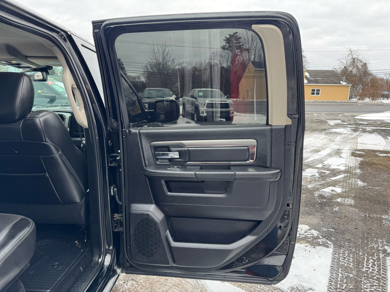 RAM 1500 4WD Crew Cab 149" Sport 2014