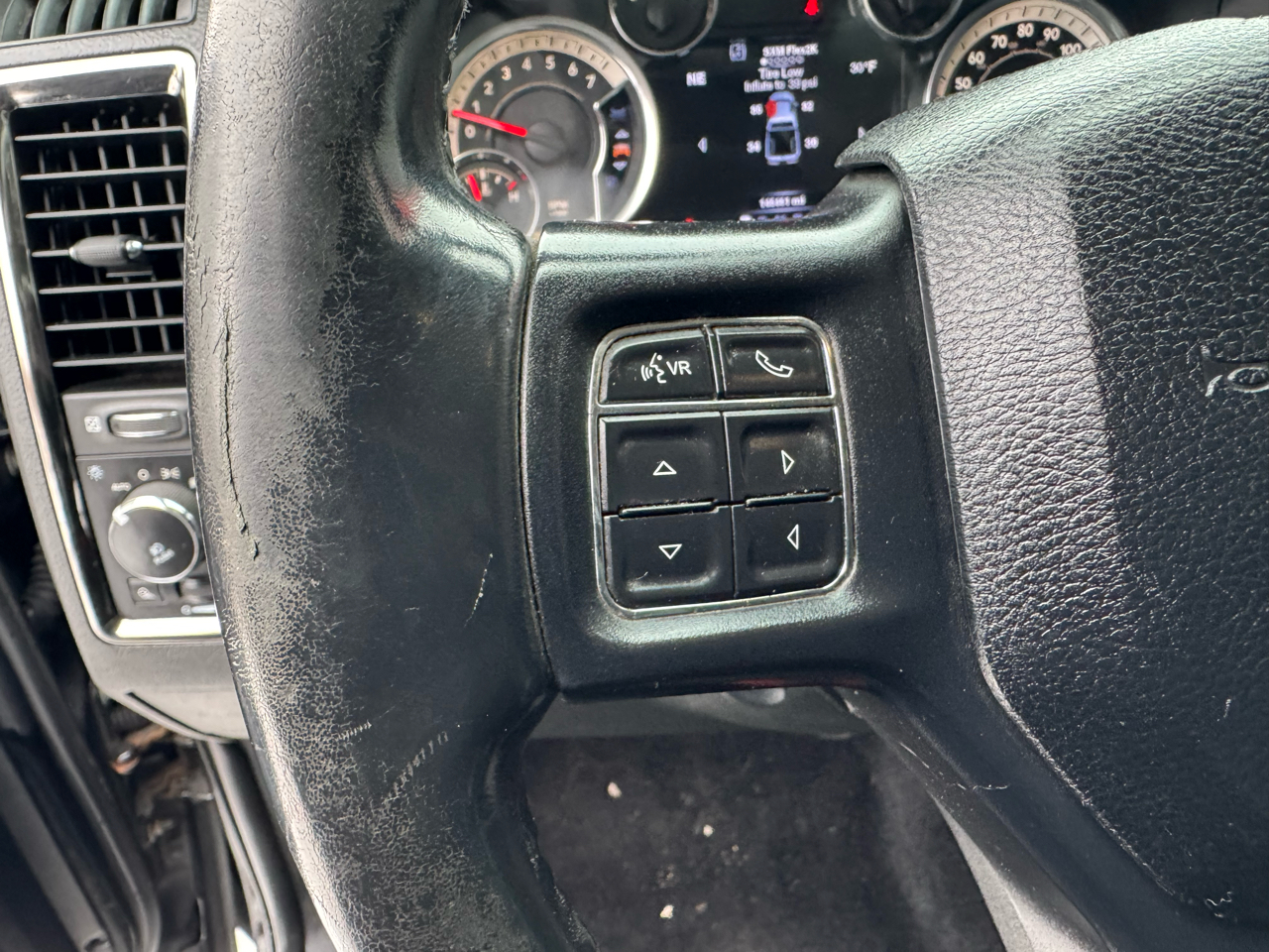 RAM 1500 4WD Crew Cab 149" Sport 2014