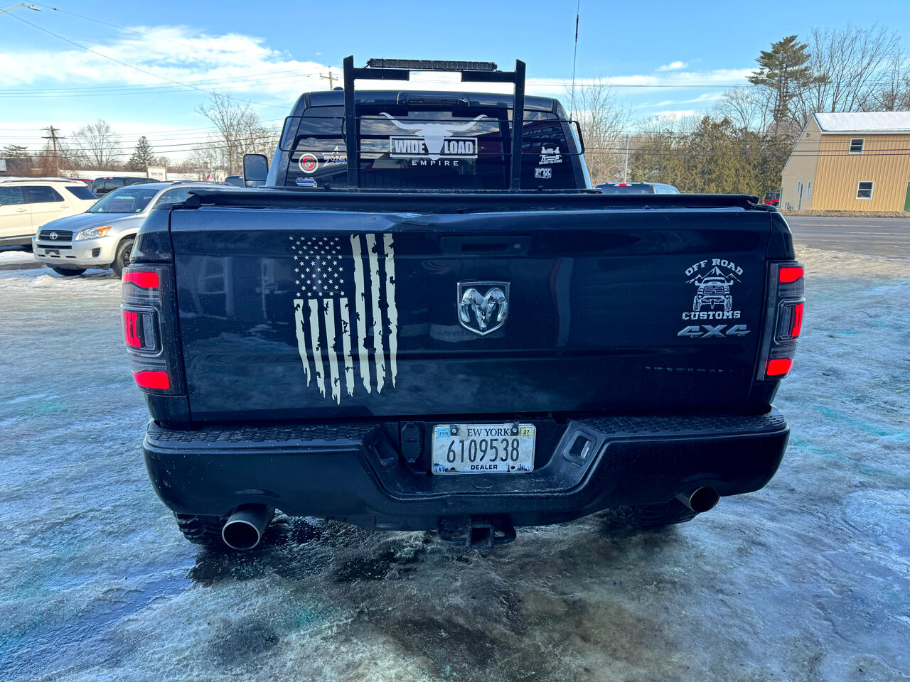 RAM 1500 4WD Crew Cab 140.5" Express 2014