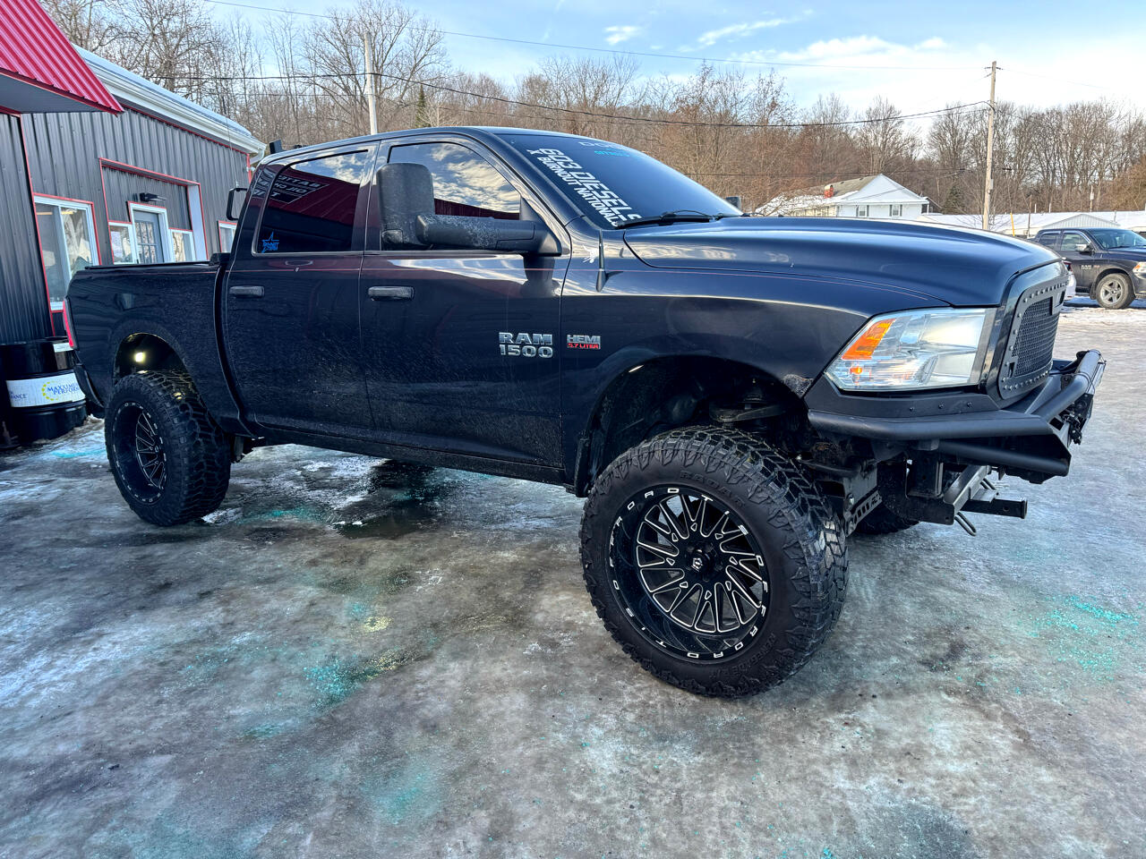 RAM 1500 4WD Crew Cab 140.5" Express 2014