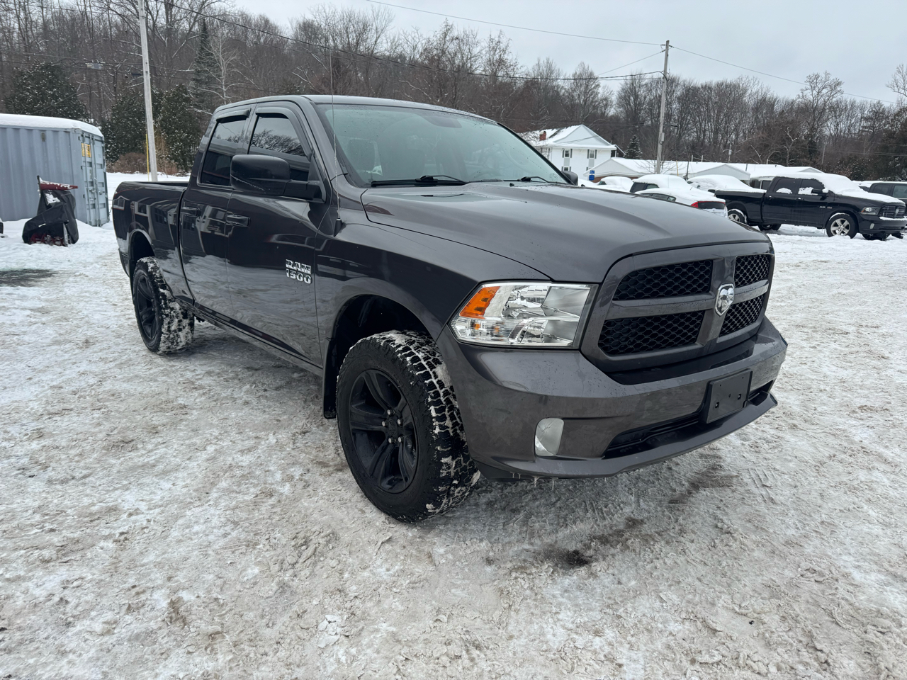 RAM 1500 Tradesman Quad Cab 4WD 2017