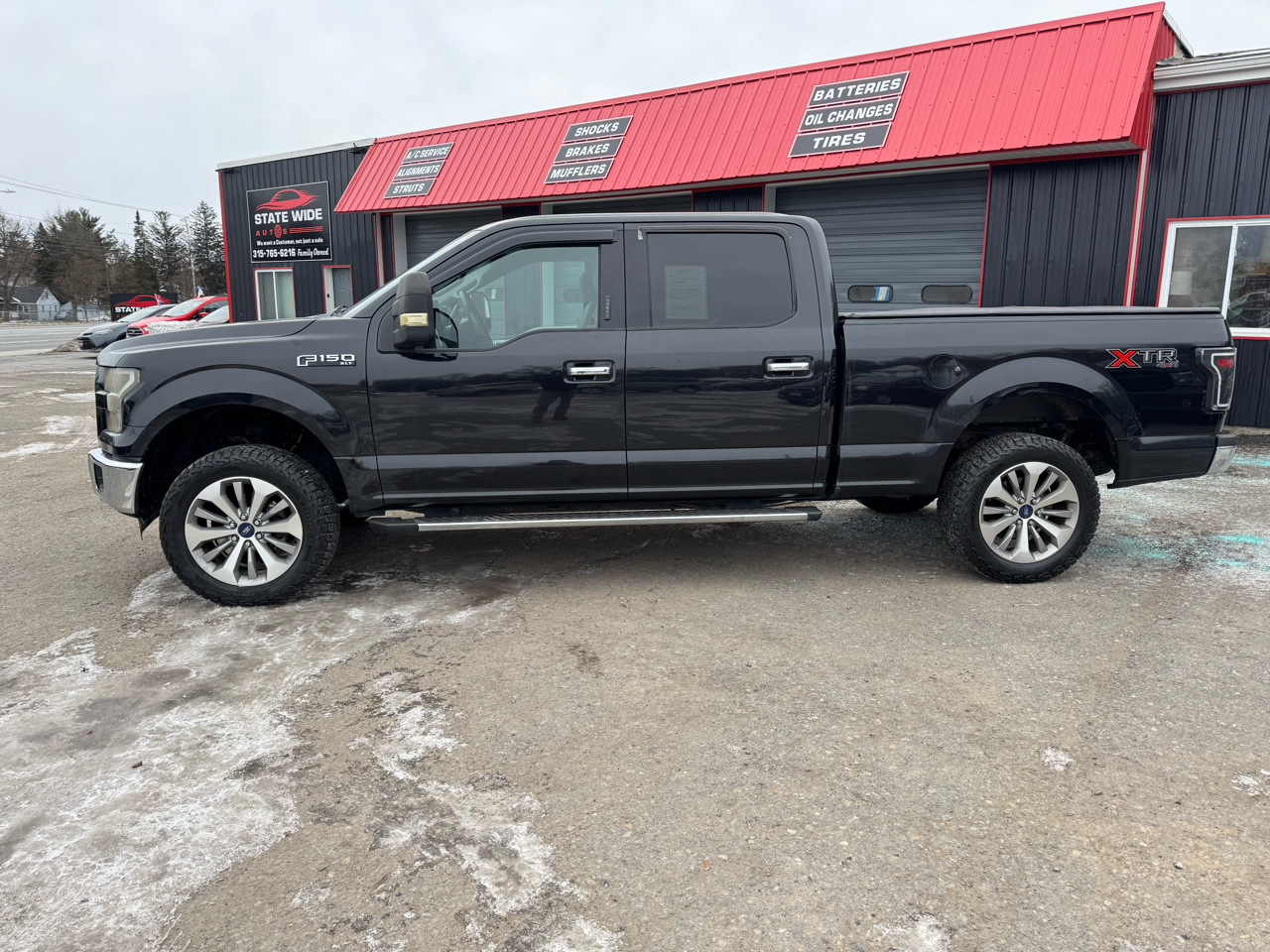 Ford F-150 XLT SuperCrew 6.5-ft Box 4WD 2015