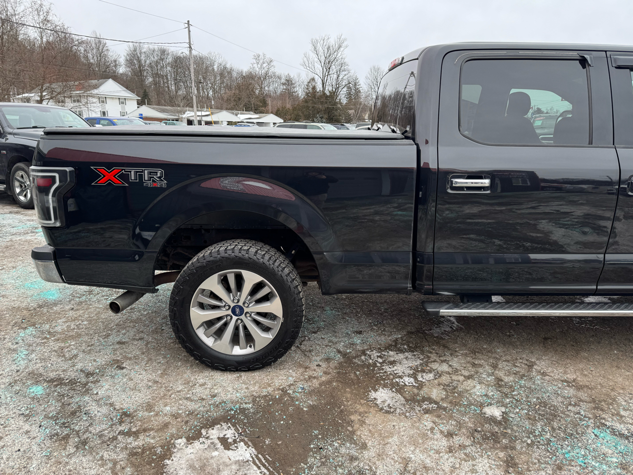 Ford F-150 XLT SuperCrew 6.5-ft Box 4WD 2015