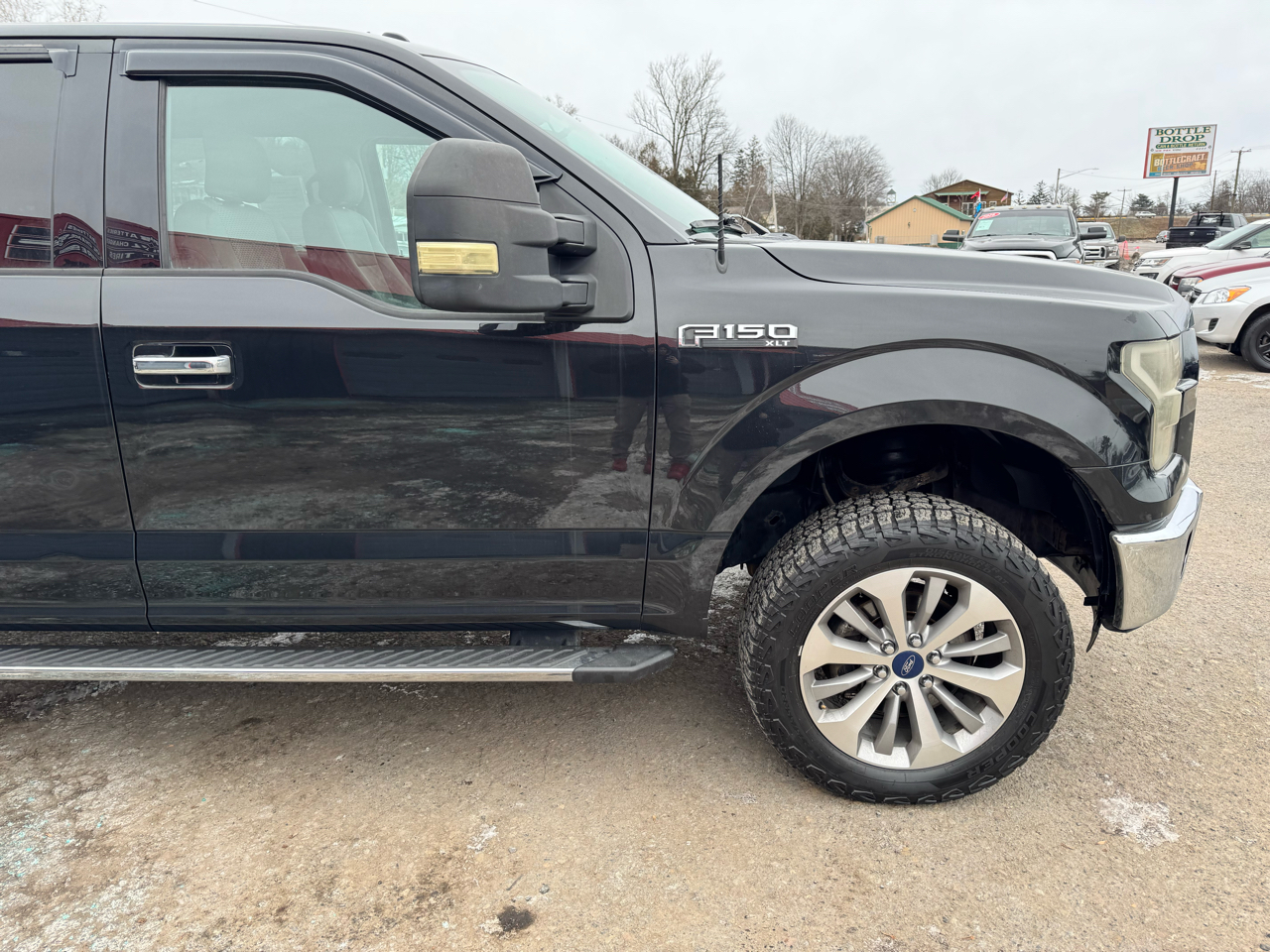 Ford F-150 XLT SuperCrew 6.5-ft Box 4WD 2015