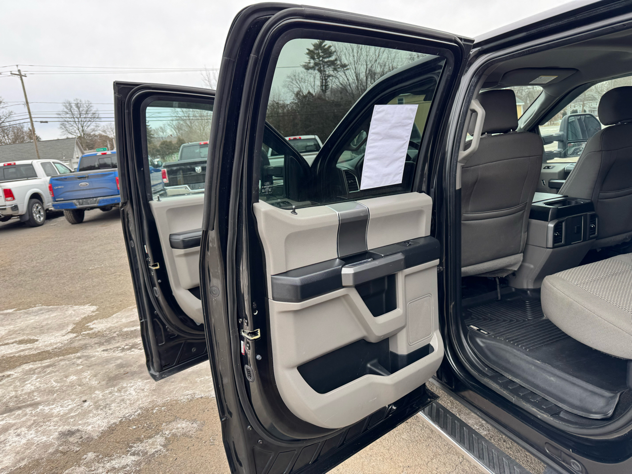 Ford F-150 XLT SuperCrew 6.5-ft Box 4WD 2015