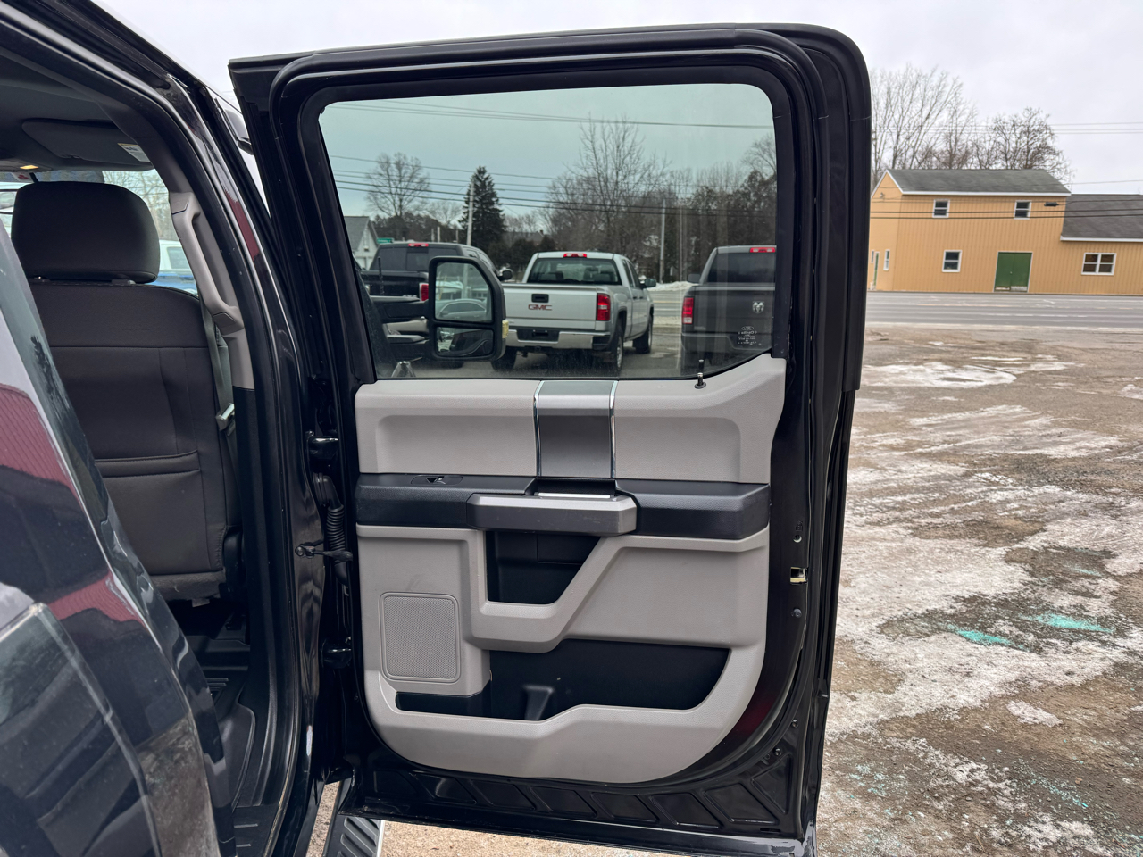 Ford F-150 XLT SuperCrew 6.5-ft Box 4WD 2015