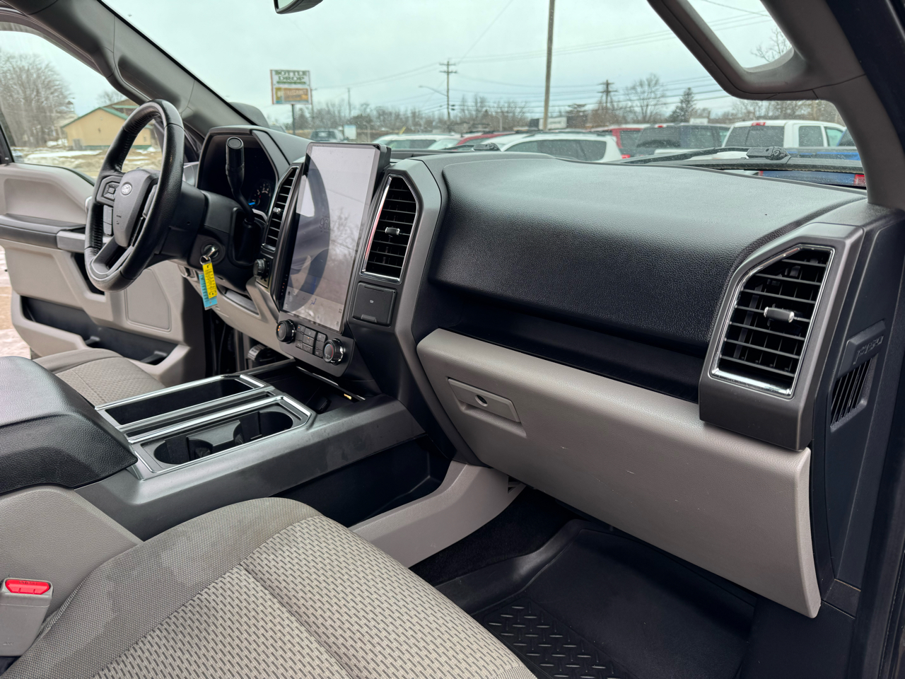 Ford F-150 XLT SuperCrew 6.5-ft Box 4WD 2015