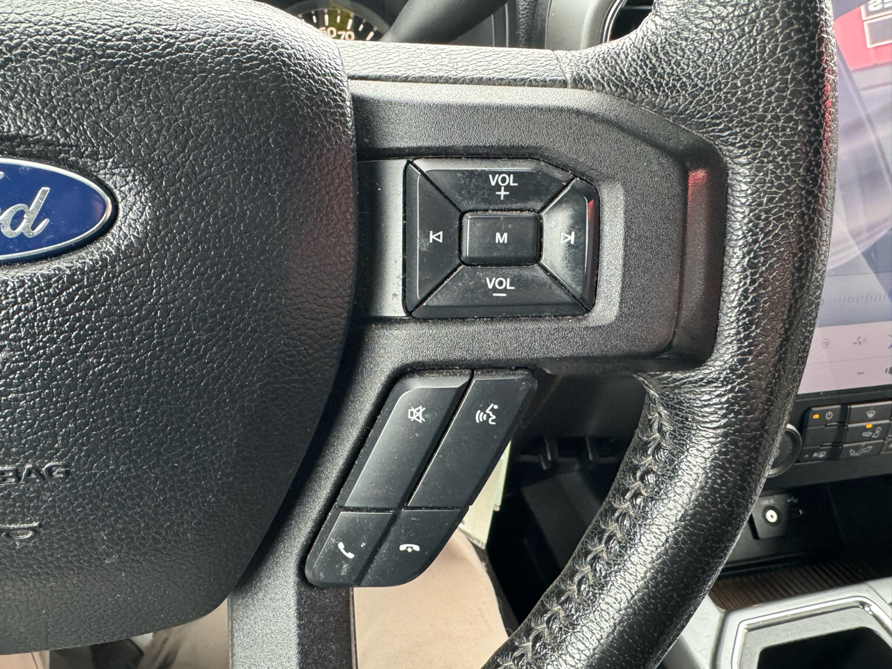 Ford F-150 XLT SuperCrew 6.5-ft Box 4WD 2015