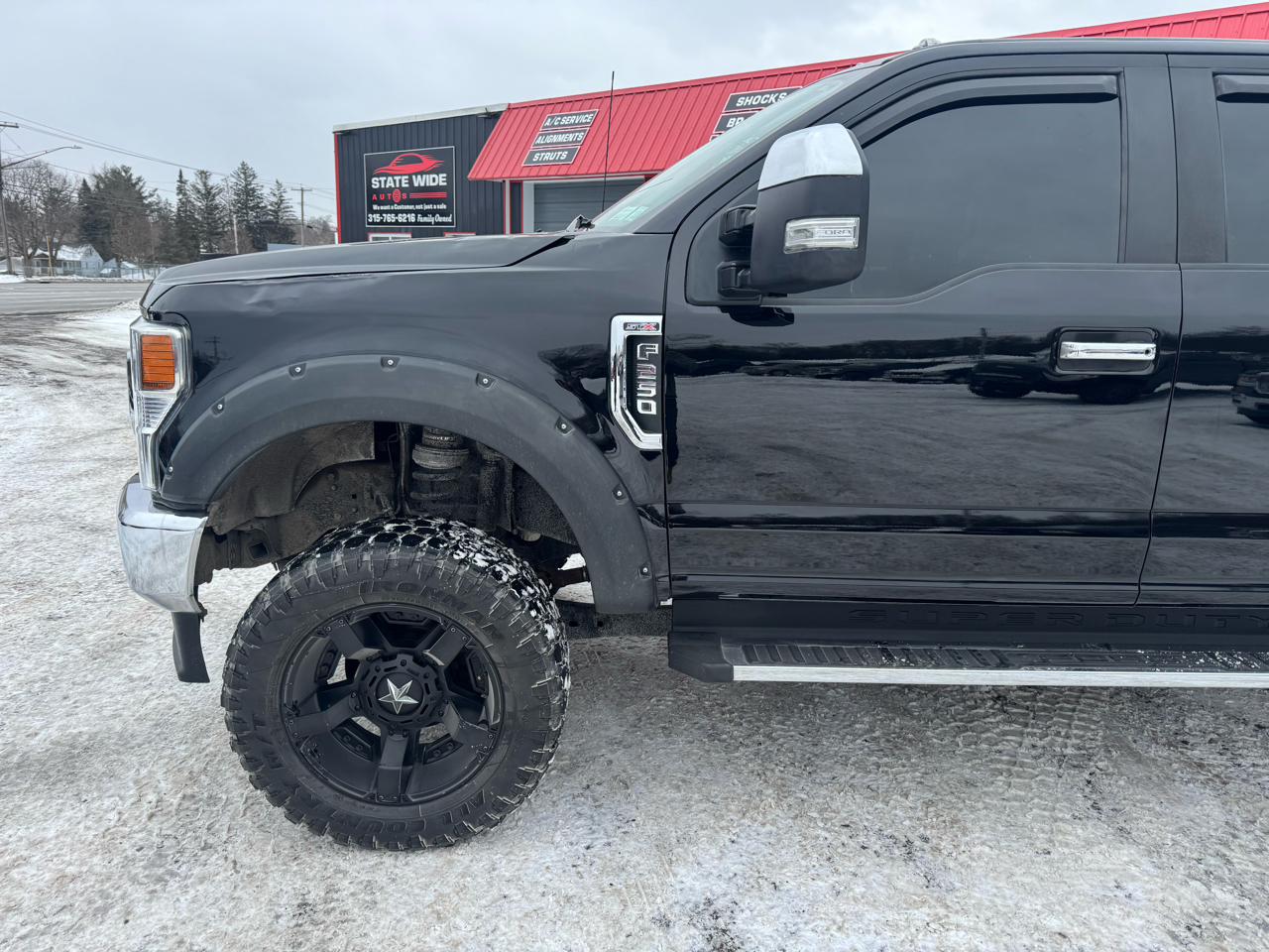 Ford Super Duty F-250 SRW XL 4WD Crew Cab 6.75' Box 2022