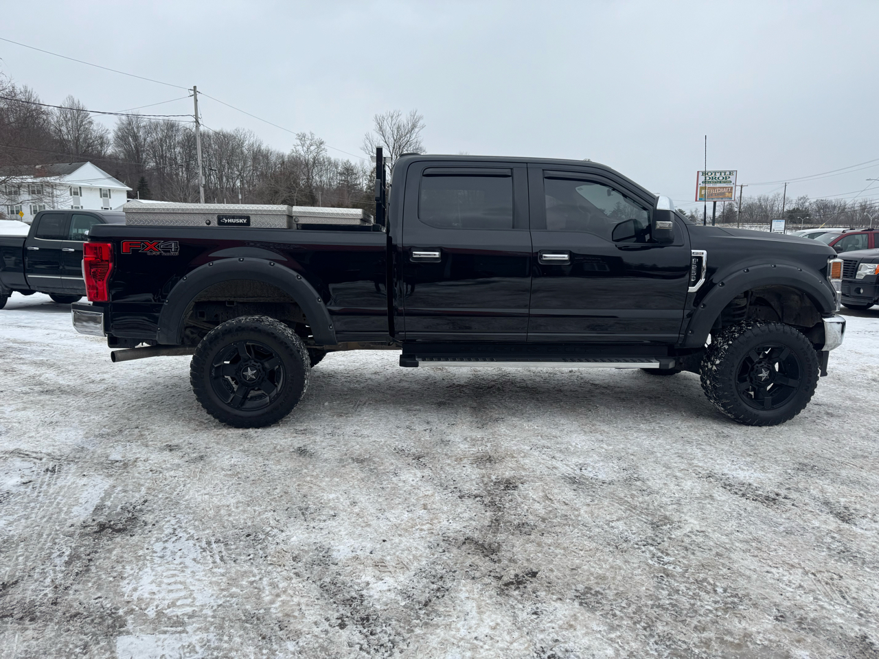 Ford Super Duty F-250 SRW XL 4WD Crew Cab 6.75' Box 2022