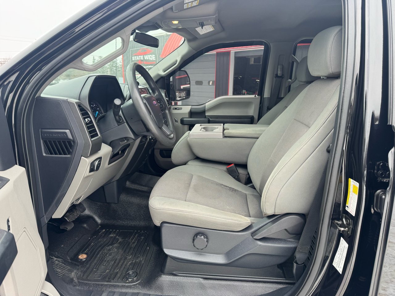 Ford Super Duty F-250 SRW XL 4WD Crew Cab 6.75' Box 2022