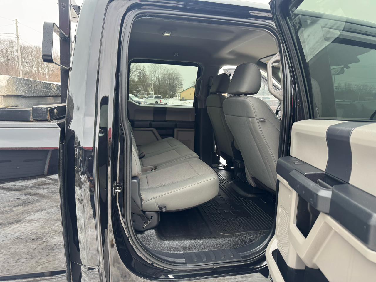 Ford Super Duty F-250 SRW XL 4WD Crew Cab 6.75' Box 2022