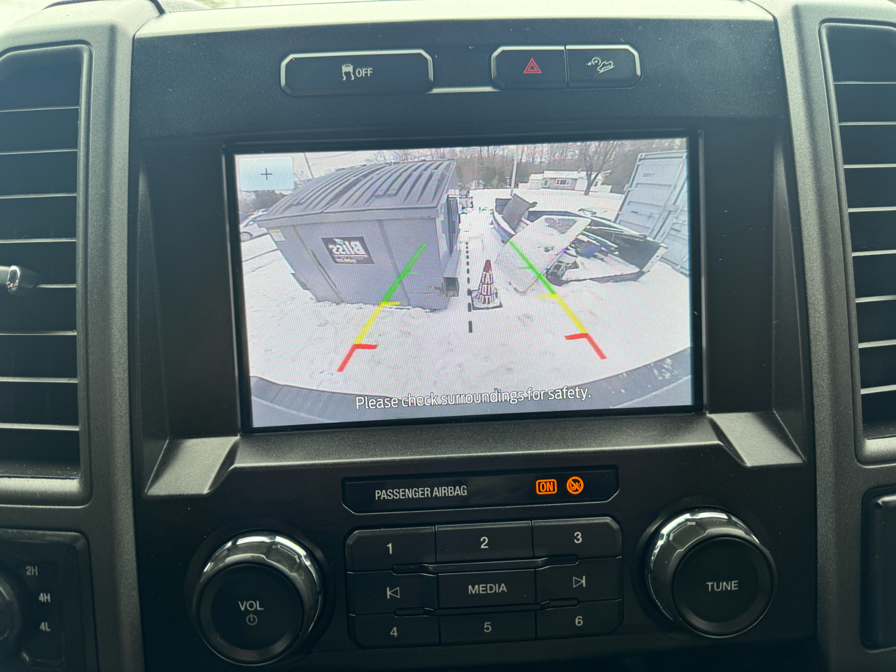 Ford Super Duty F-250 SRW XL 4WD Crew Cab 6.75' Box 2022