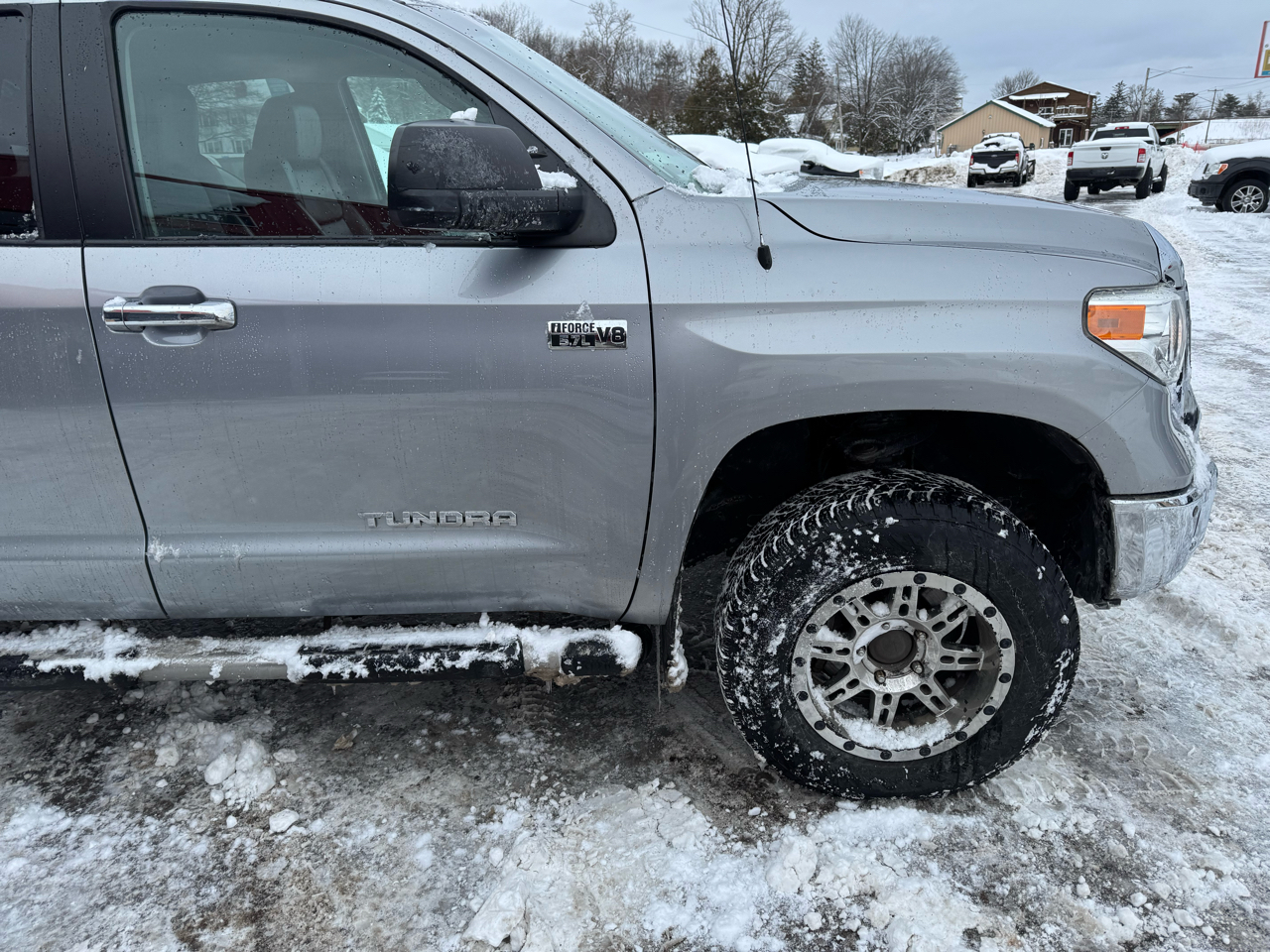 Toyota Tundra 4WD Truck Double Cab 5.7L V8 6-Spd AT LTD (Natl) 2014