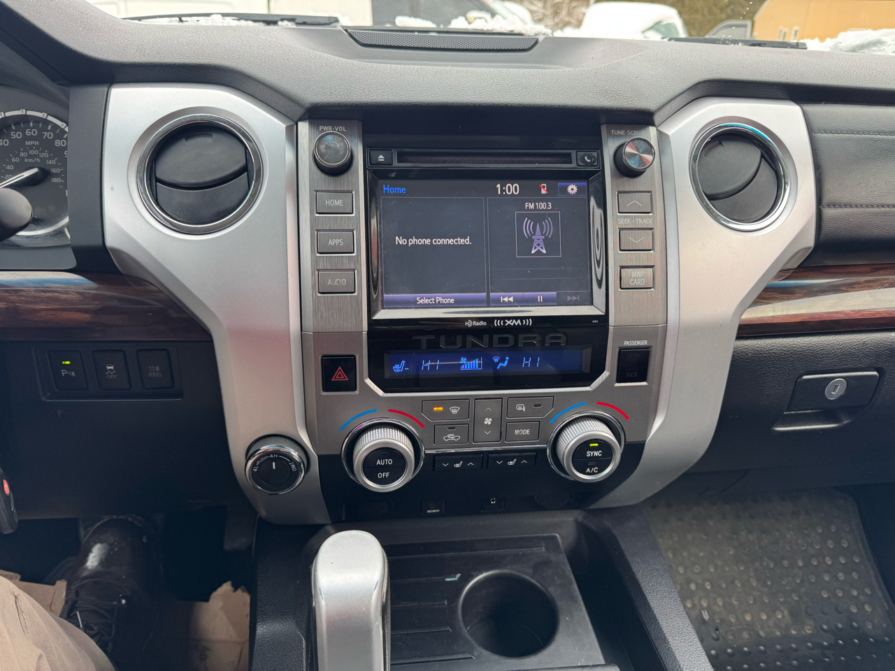 Toyota Tundra 4WD Truck Double Cab 5.7L V8 6-Spd AT LTD (Natl) 2014