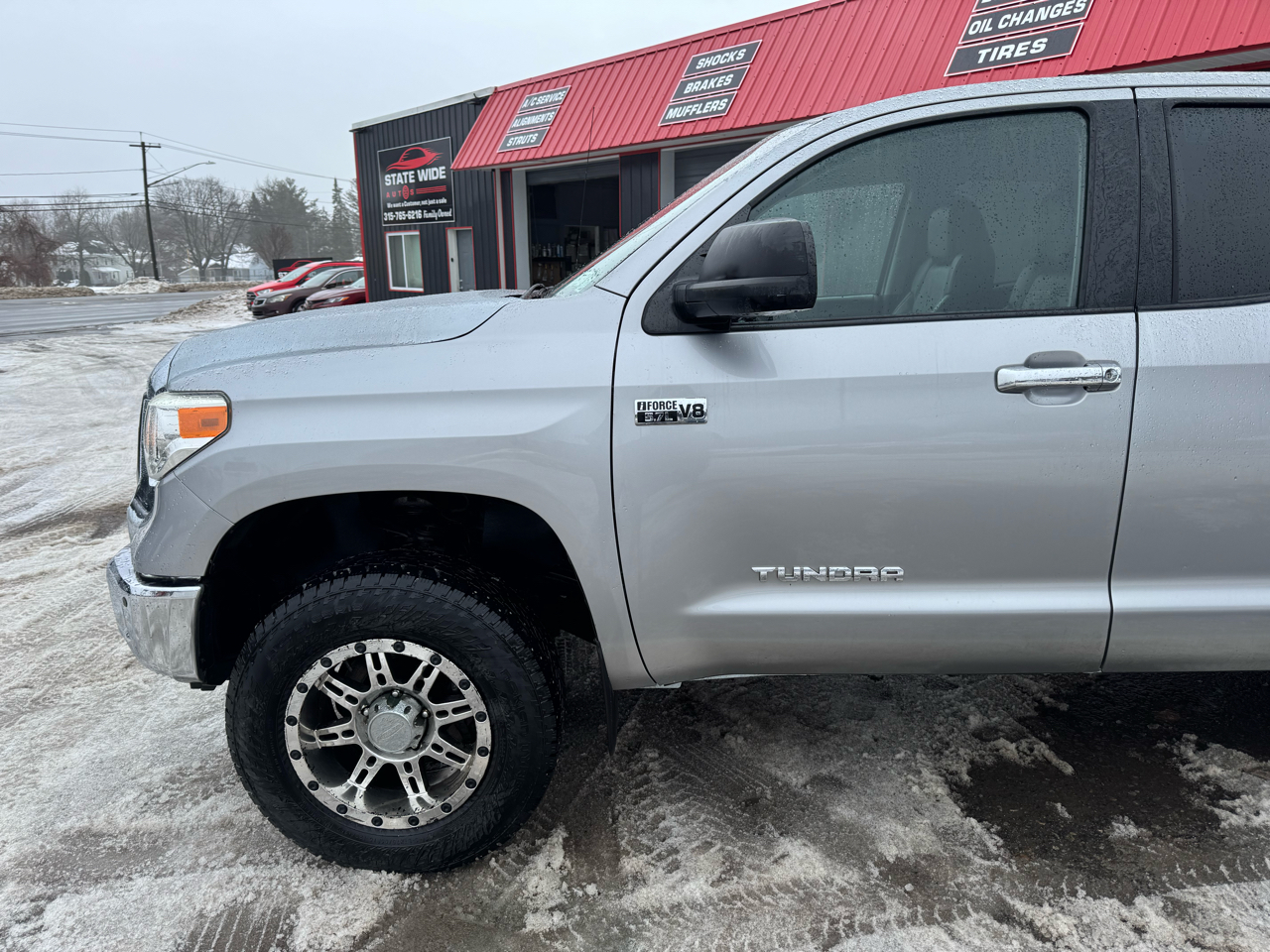 Toyota Tundra 4WD Truck Double Cab 5.7L V8 6-Spd AT LTD (Natl) 2014