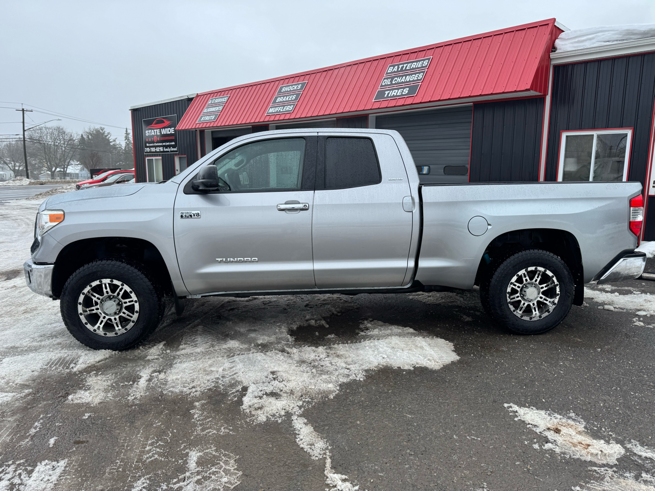 Toyota Tundra 4WD Truck Double Cab 5.7L V8 6-Spd AT LTD (Natl) 2014