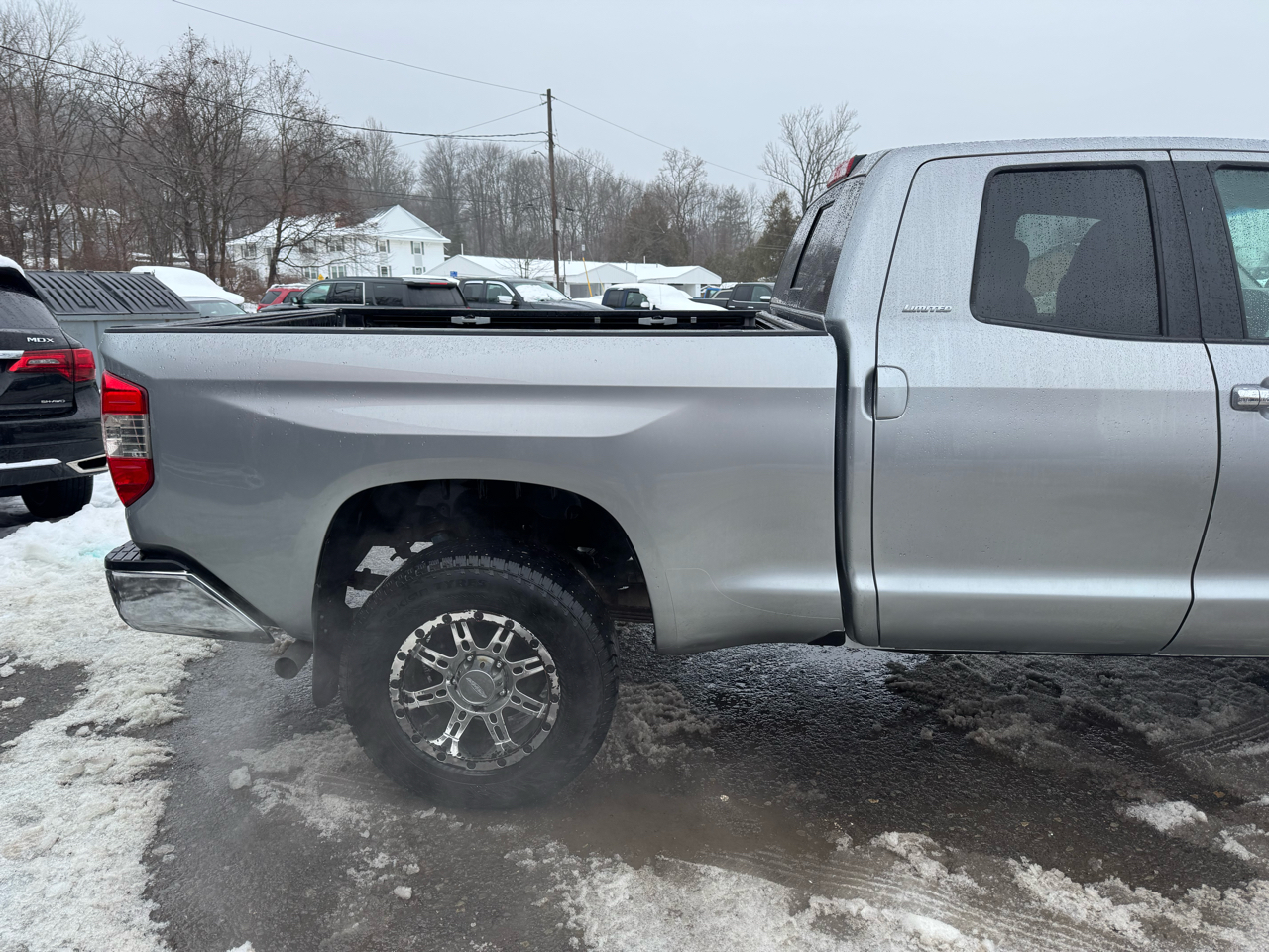 Toyota Tundra 4WD Truck Double Cab 5.7L V8 6-Spd AT LTD (Natl) 2014