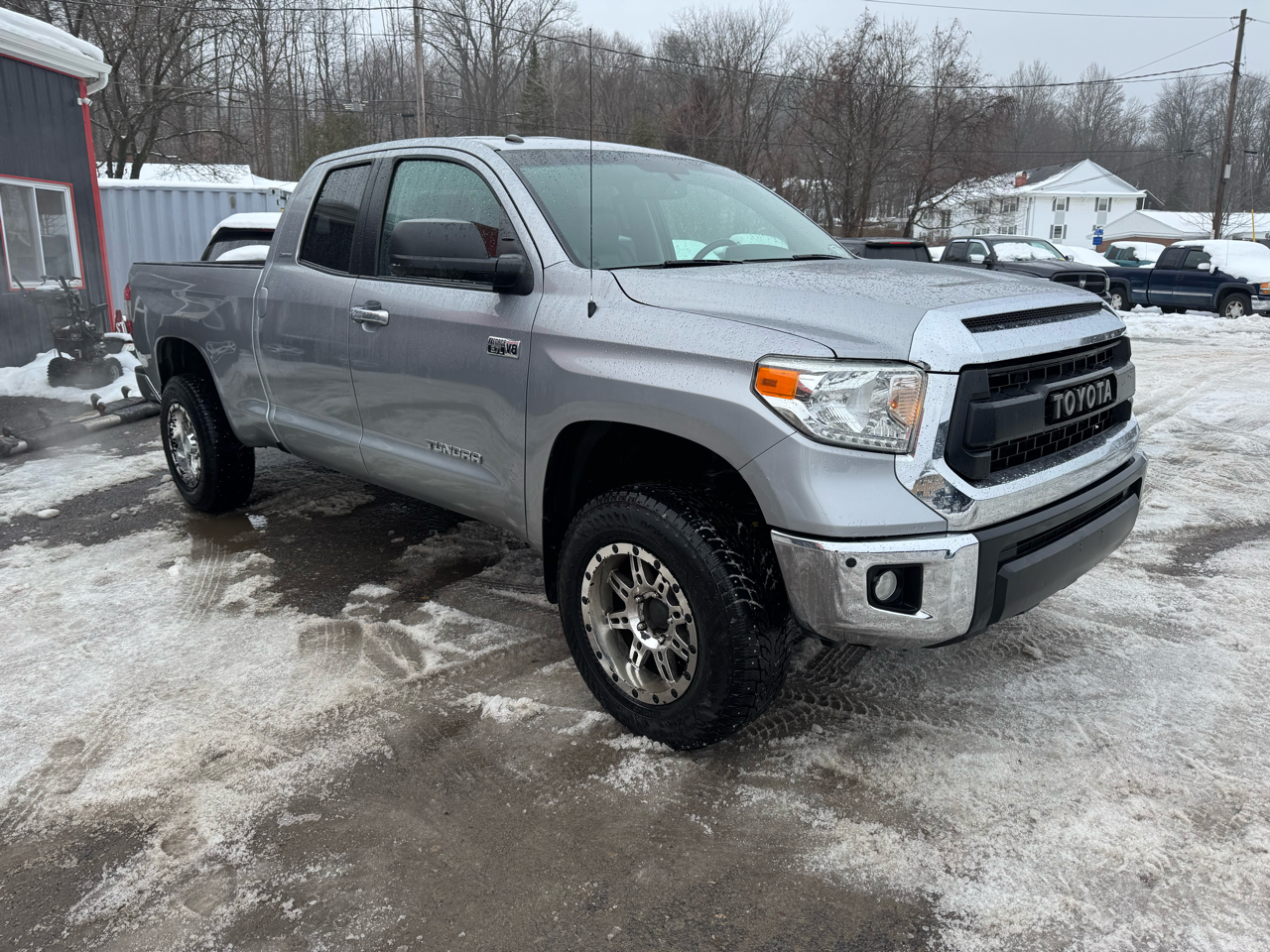 Toyota Tundra 4WD Truck Double Cab 5.7L V8 6-Spd AT LTD (Natl) 2014