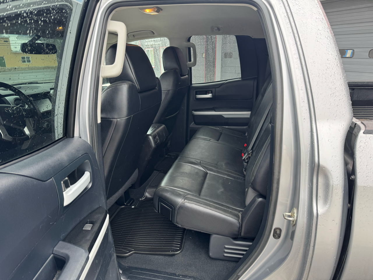 Toyota Tundra 4WD Truck Double Cab 5.7L V8 6-Spd AT LTD (Natl) 2014