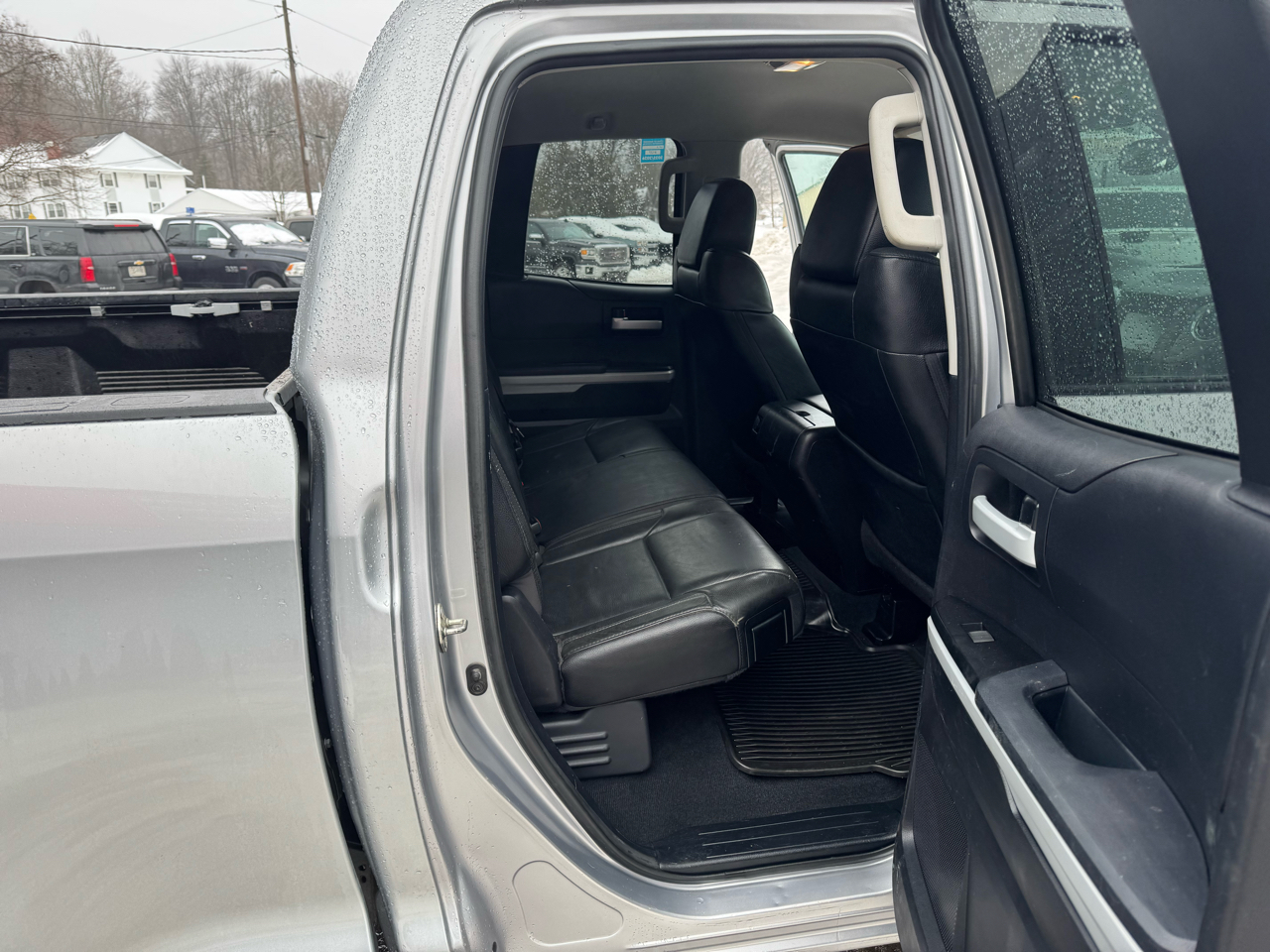 Toyota Tundra 4WD Truck Double Cab 5.7L V8 6-Spd AT LTD (Natl) 2014