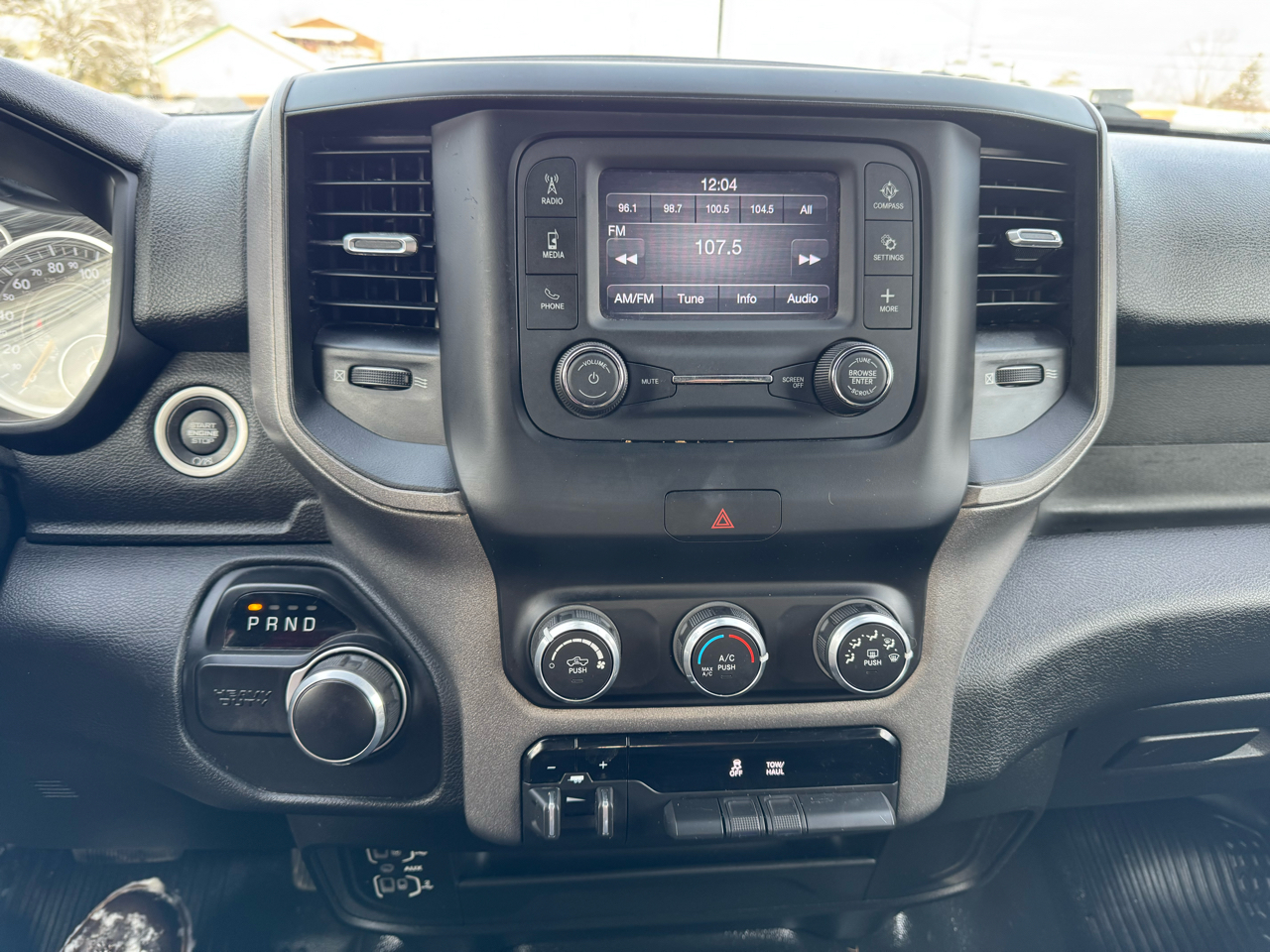 RAM 3500 Tradesman 4x4 Crew Cab 8' Box 2022