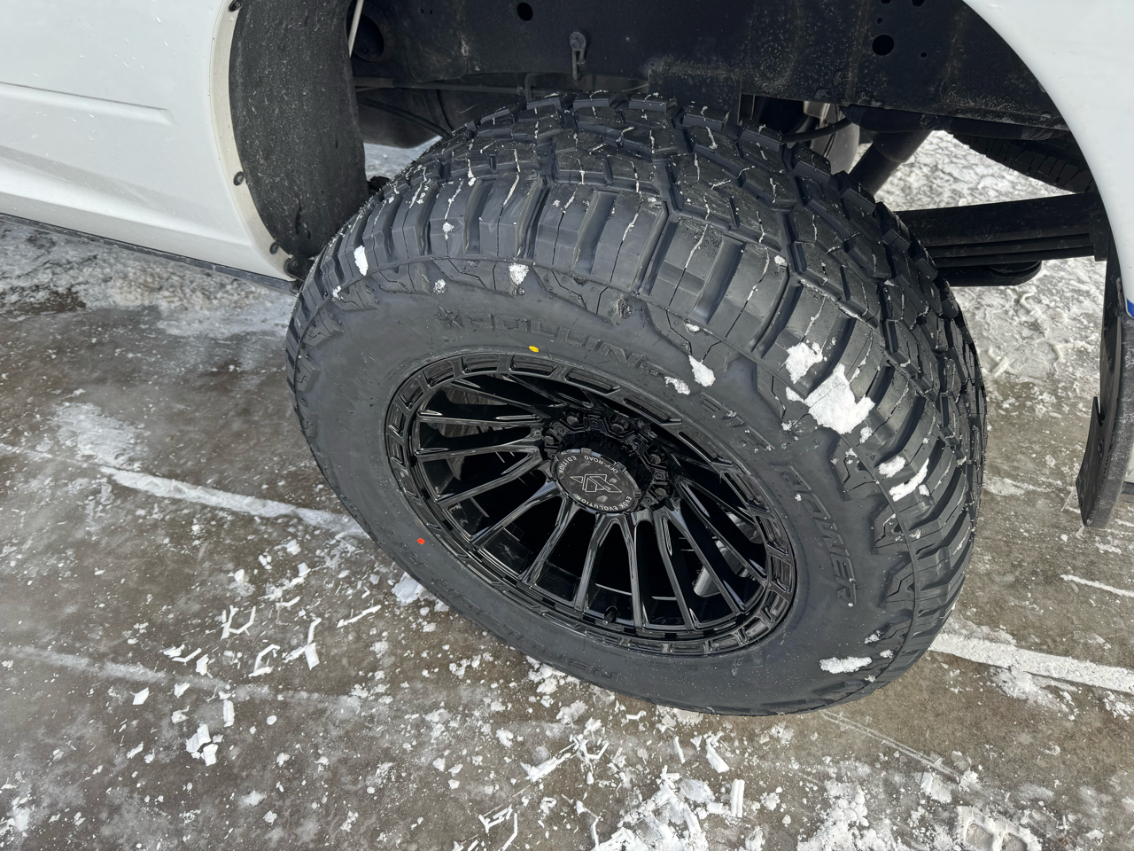 RAM 3500 Tradesman 4x4 Crew Cab 8' Box 2022