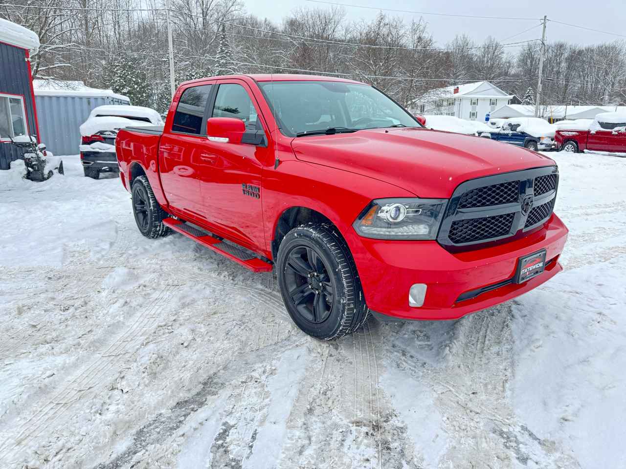 RAM 1500 Night 4x4 Crew Cab 5'7" Box *Ltd Avail* 2018