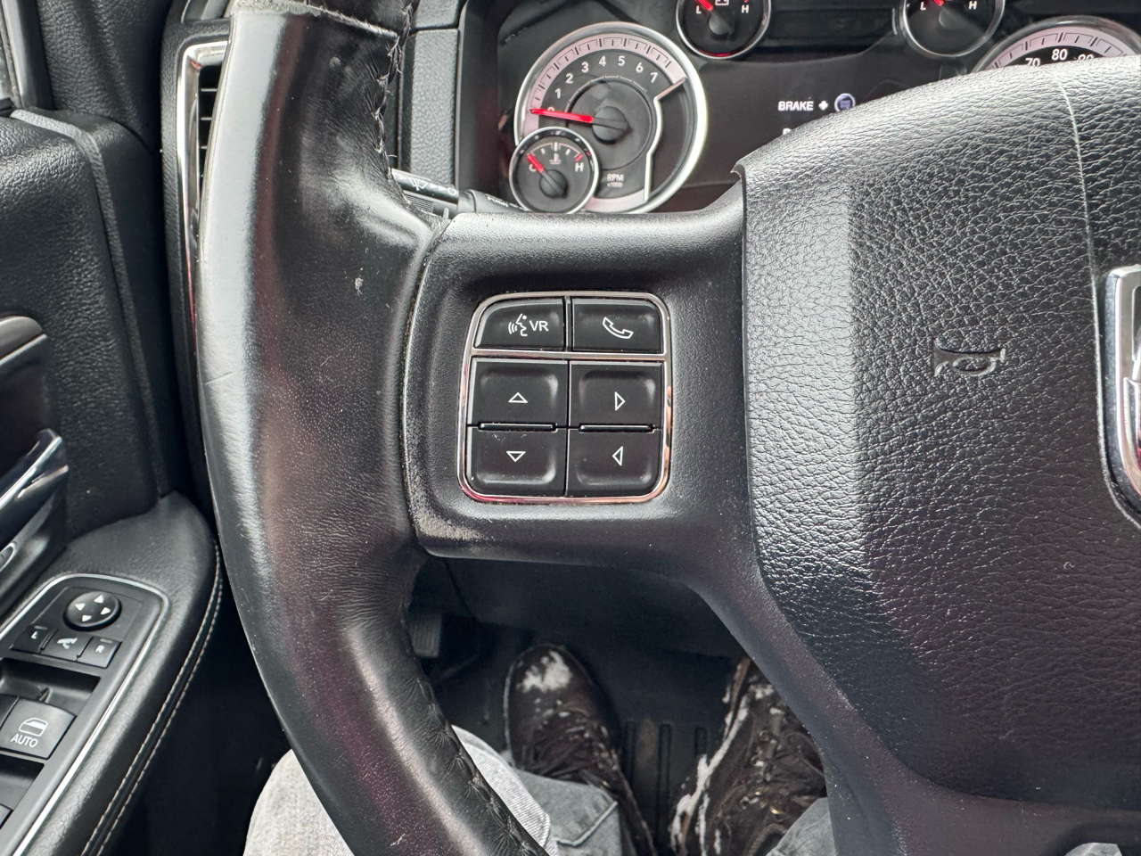 RAM 1500 Night 4x4 Crew Cab 5'7" Box *Ltd Avail* 2018