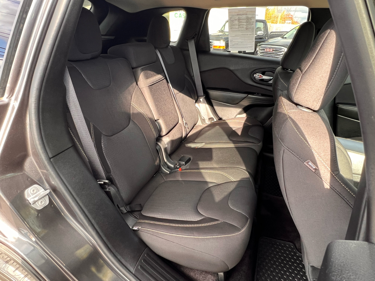Jeep Cherokee 4WD 4dr Latitude 2016 Jeep Cherokee 4WD 4dr Latitude 2016