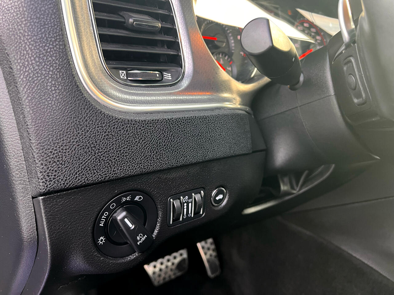 Dodge Charger Daytona R/T 2013