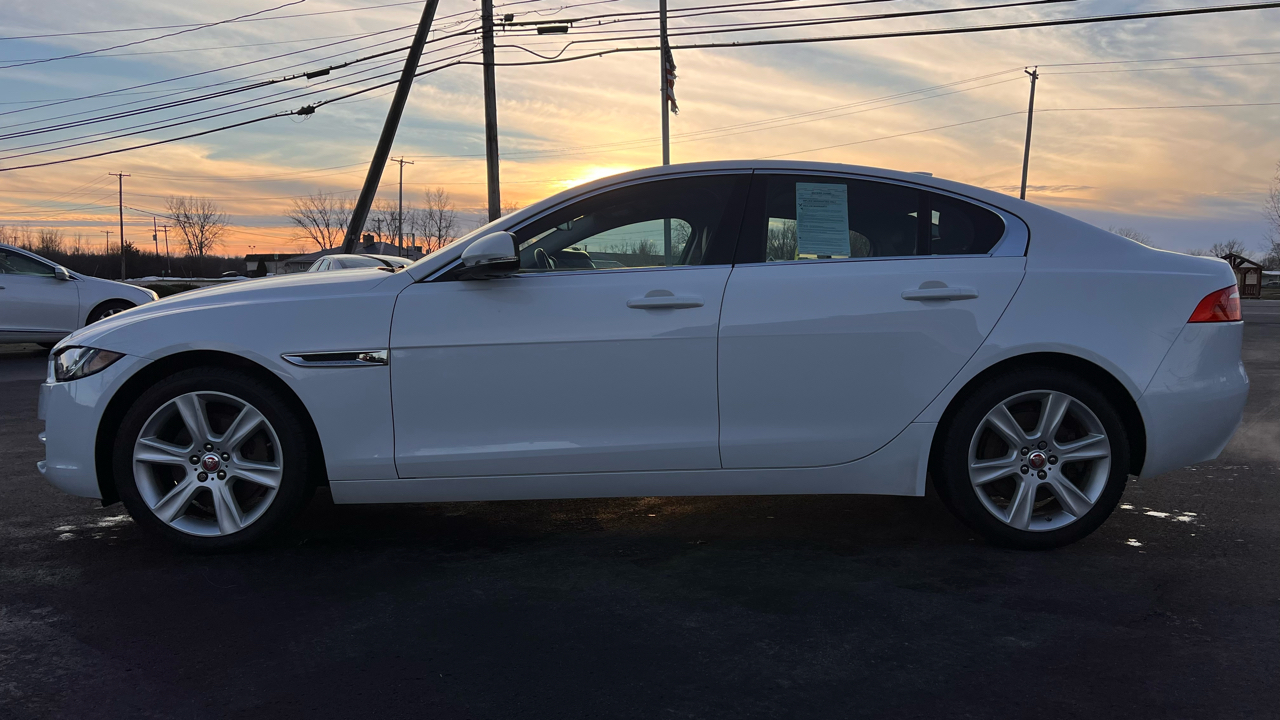 Jaguar XE 25t Premium AWD 2019