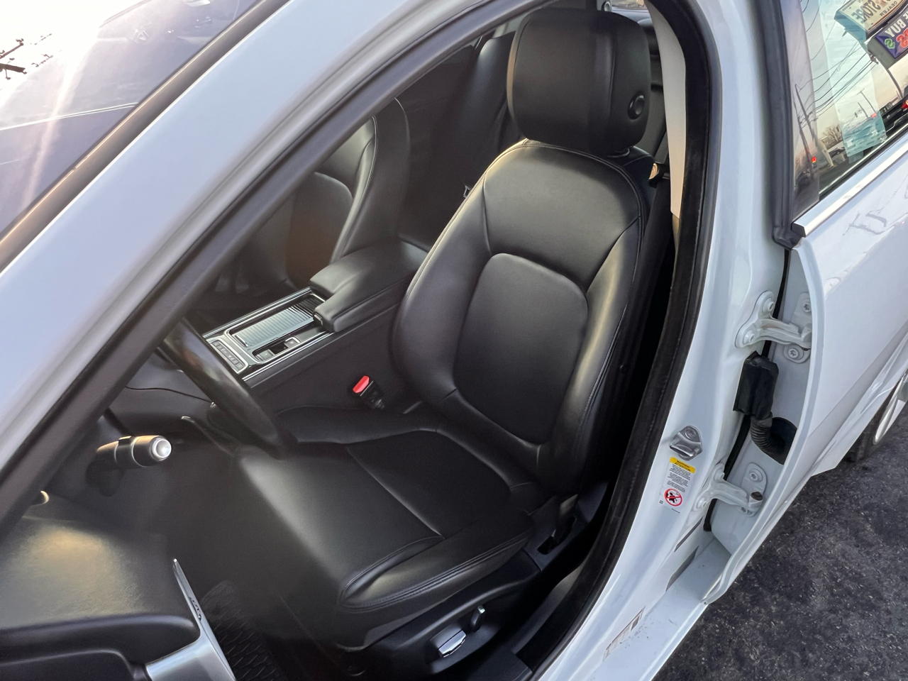 Jaguar XE 25t Premium AWD 2019