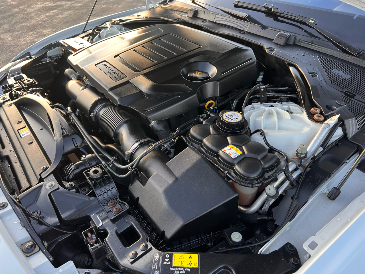 Jaguar XE 25t Premium AWD 2019