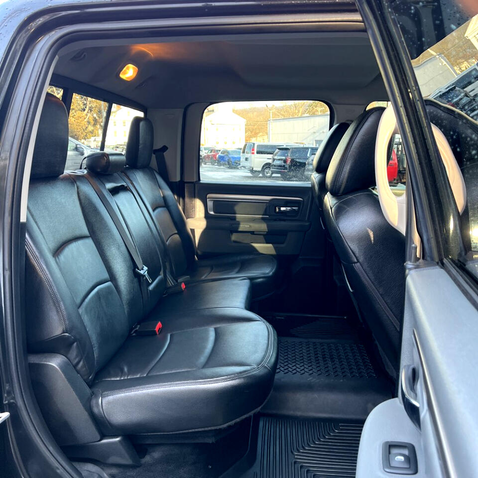 RAM 1500 Big Horn 4x4 Crew Cab 5'7" Box 2017