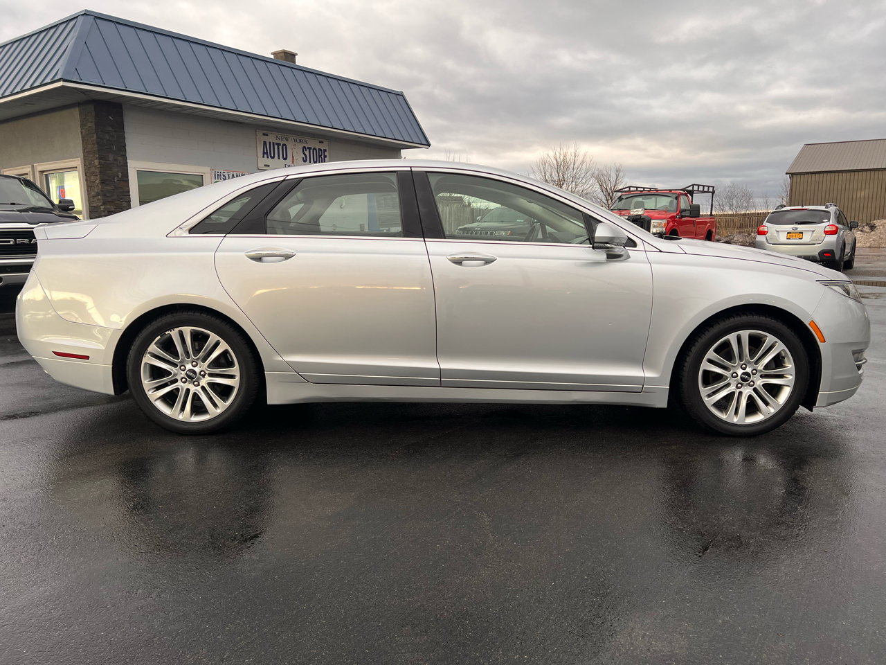 Lincoln MKZ 4dr Sdn FWD 2014