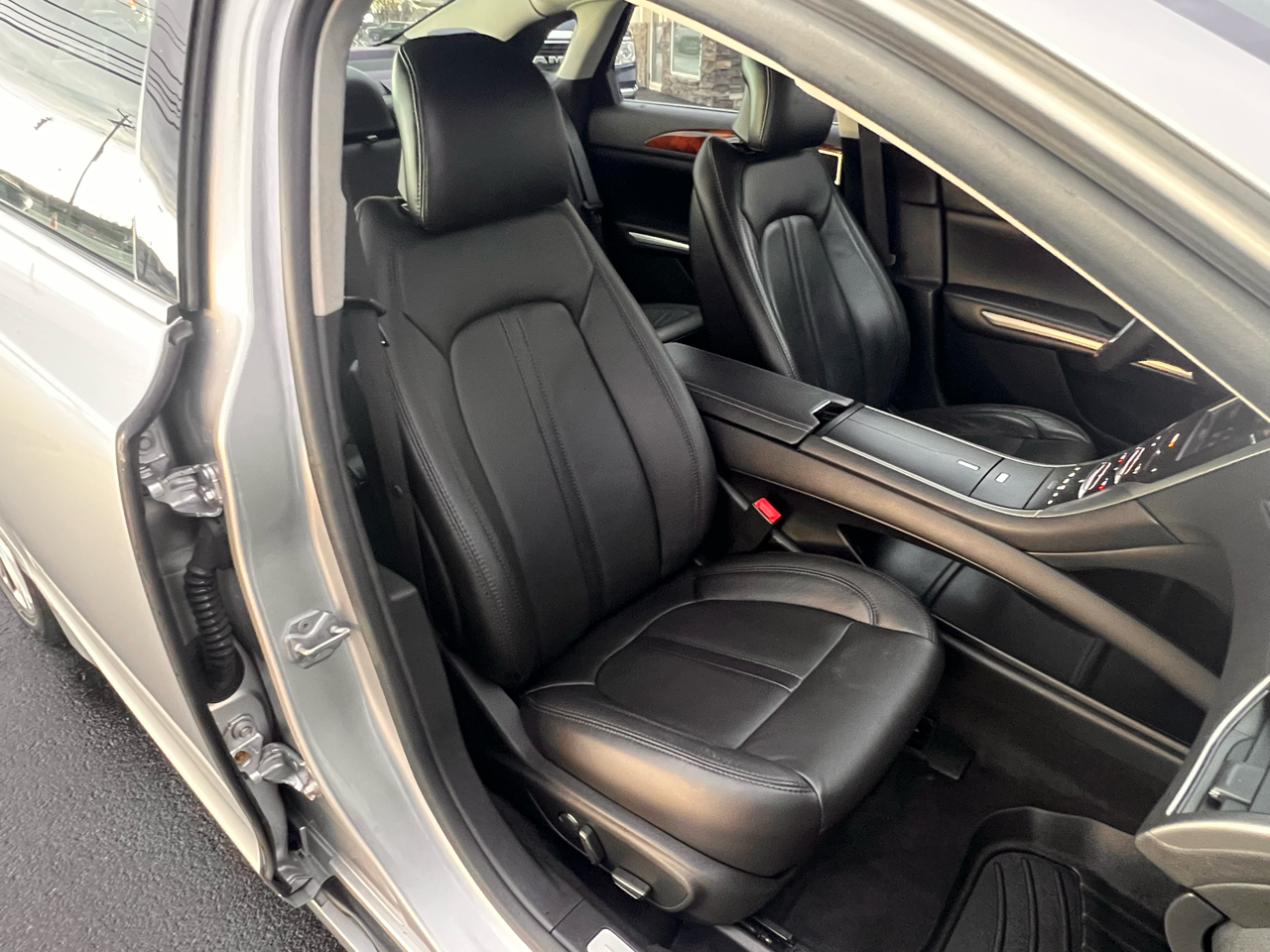 Lincoln MKZ 4dr Sdn FWD 2014