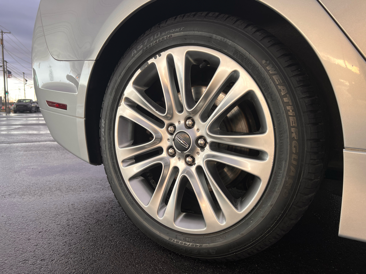 Lincoln MKZ 4dr Sdn FWD 2014