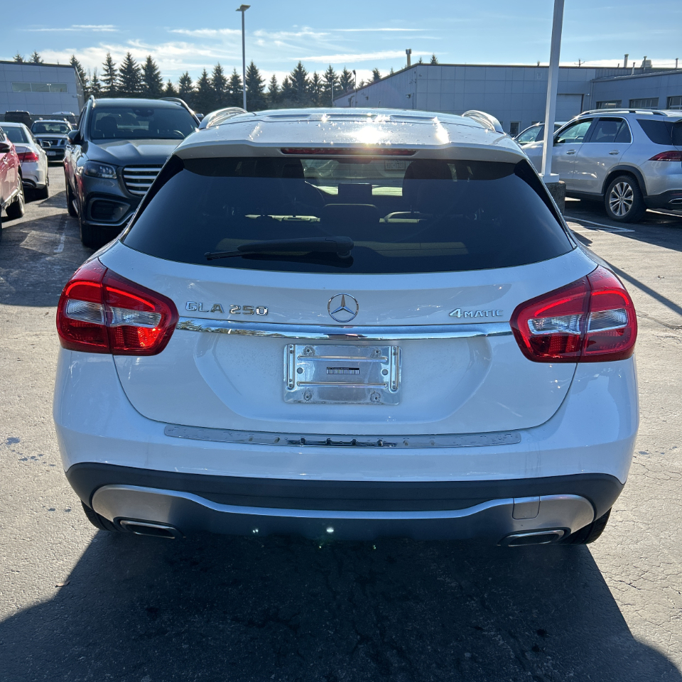 Mercedes-Benz GLA GLA 250 4MATIC SUV 2020