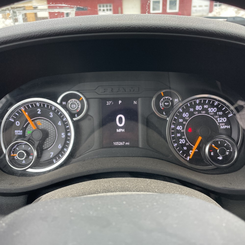 RAM 2500 Tradesman 4x4 Crew Cab 6'4" Box 2019