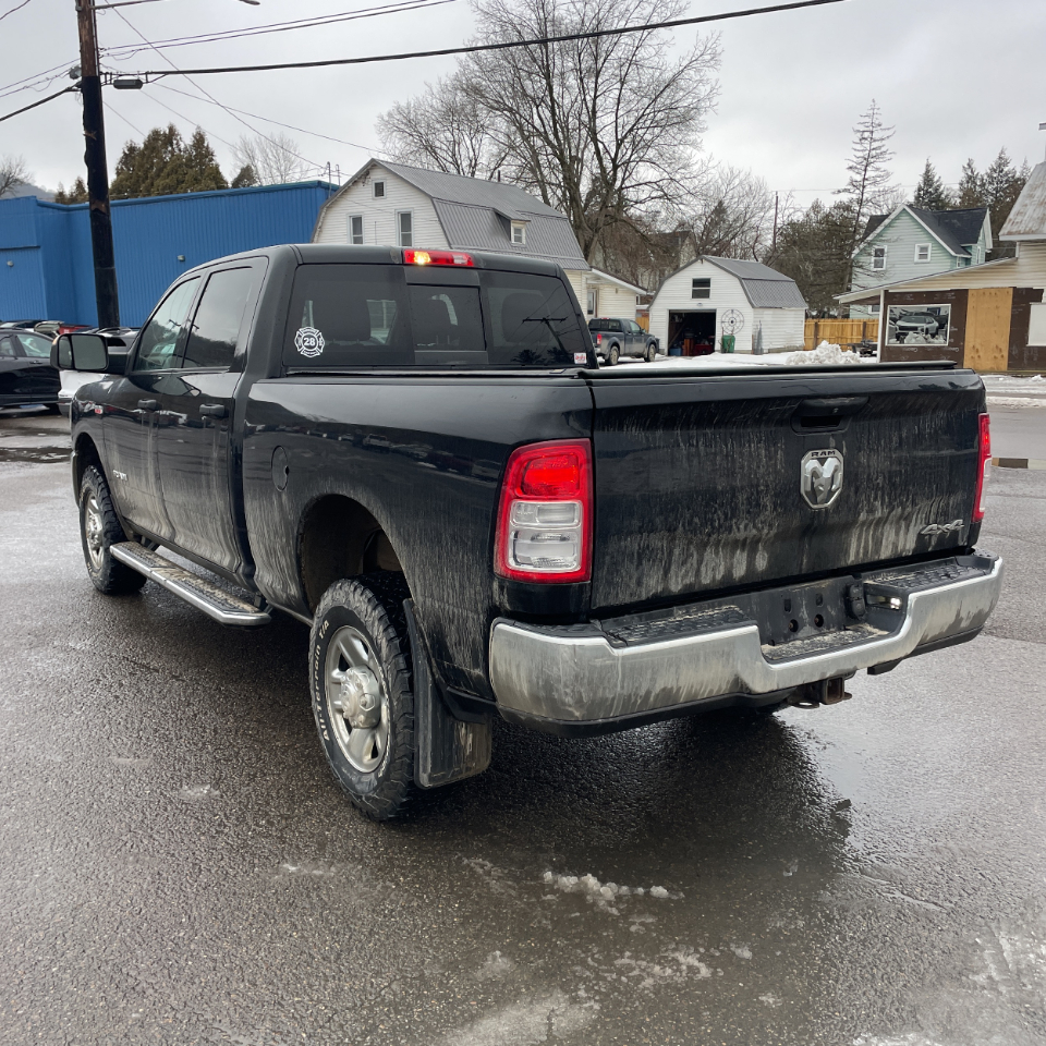RAM 2500 Tradesman 4x4 Crew Cab 6'4" Box 2019