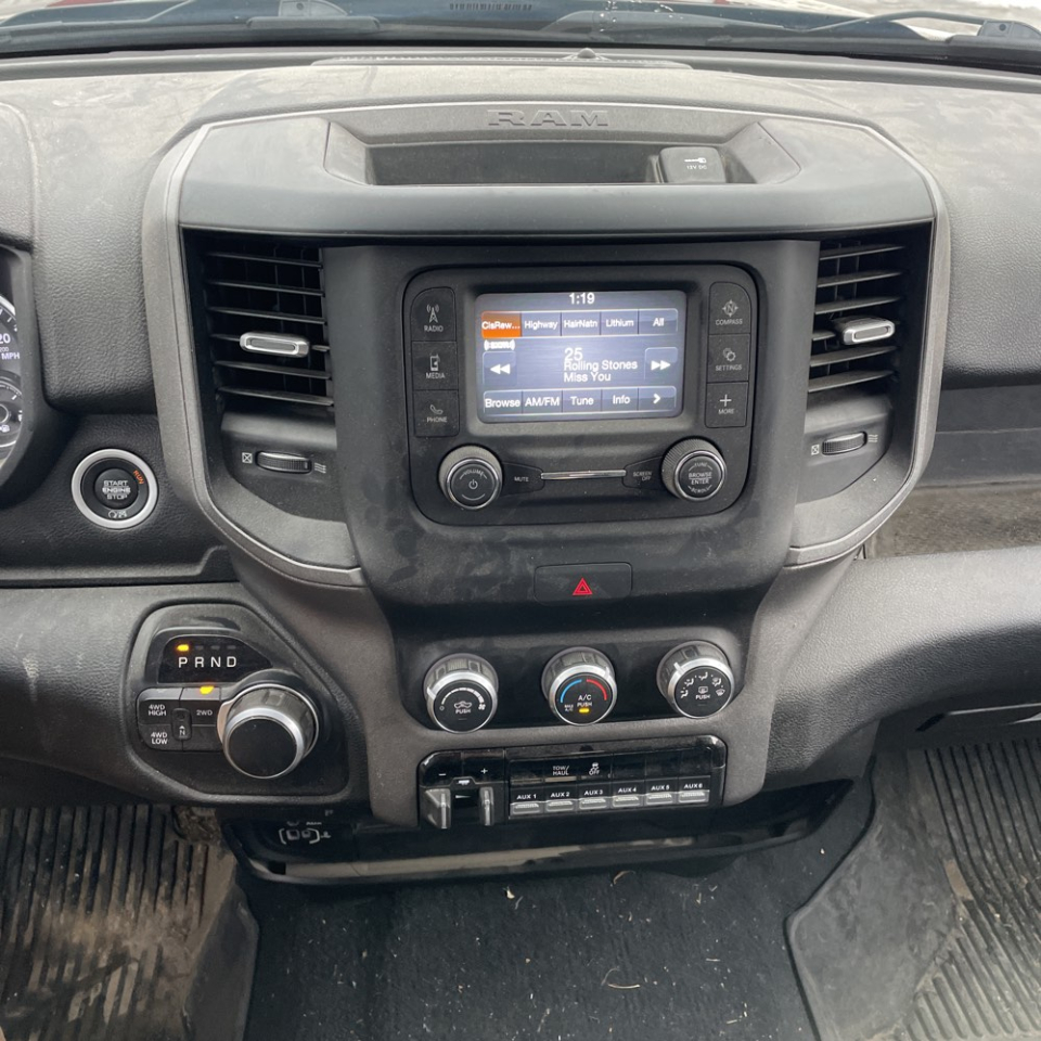 RAM 2500 Tradesman 4x4 Crew Cab 6'4" Box 2019