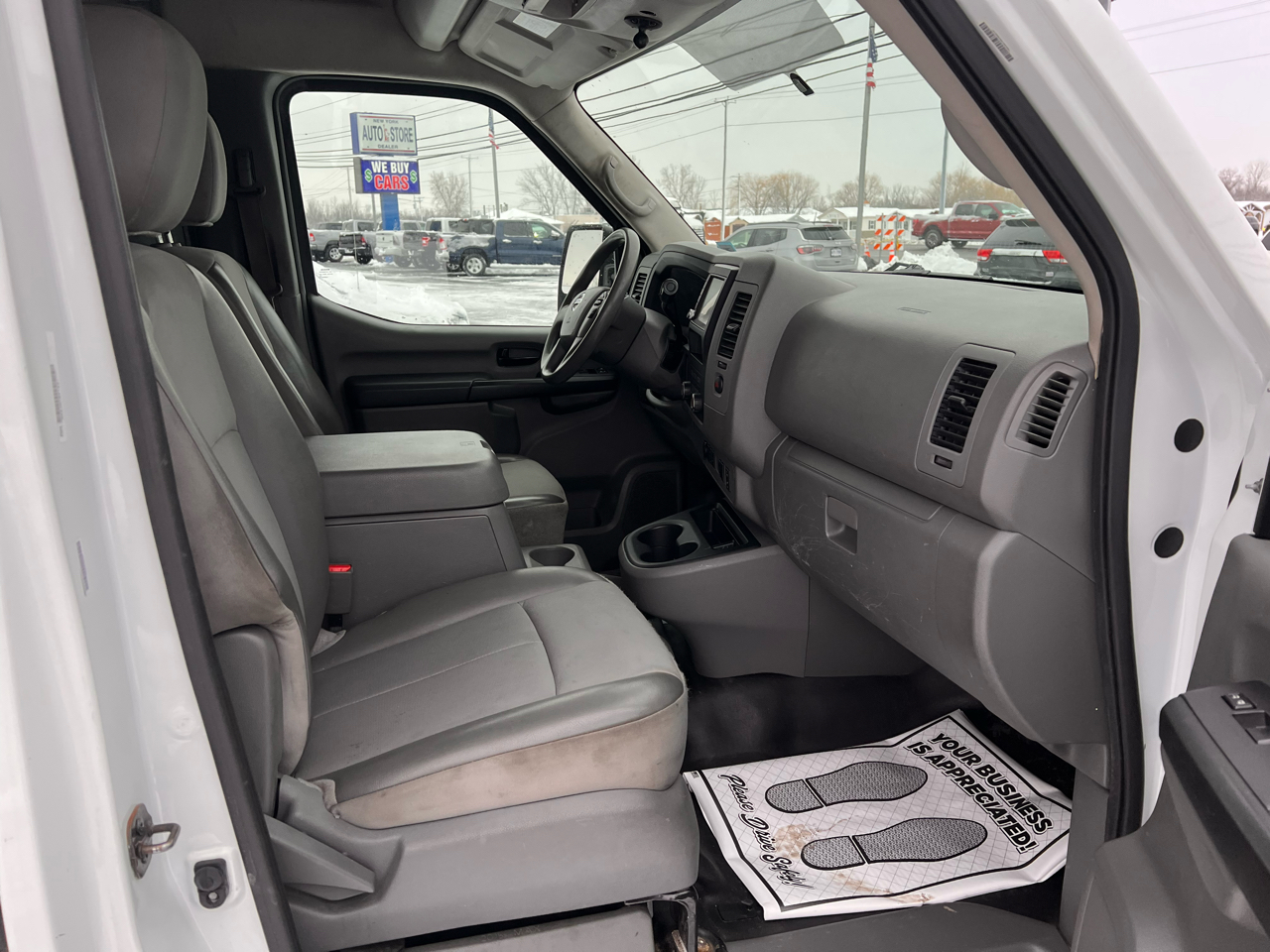 Nissan NV Cargo NV3500 HD High Roof V8 SV 2019