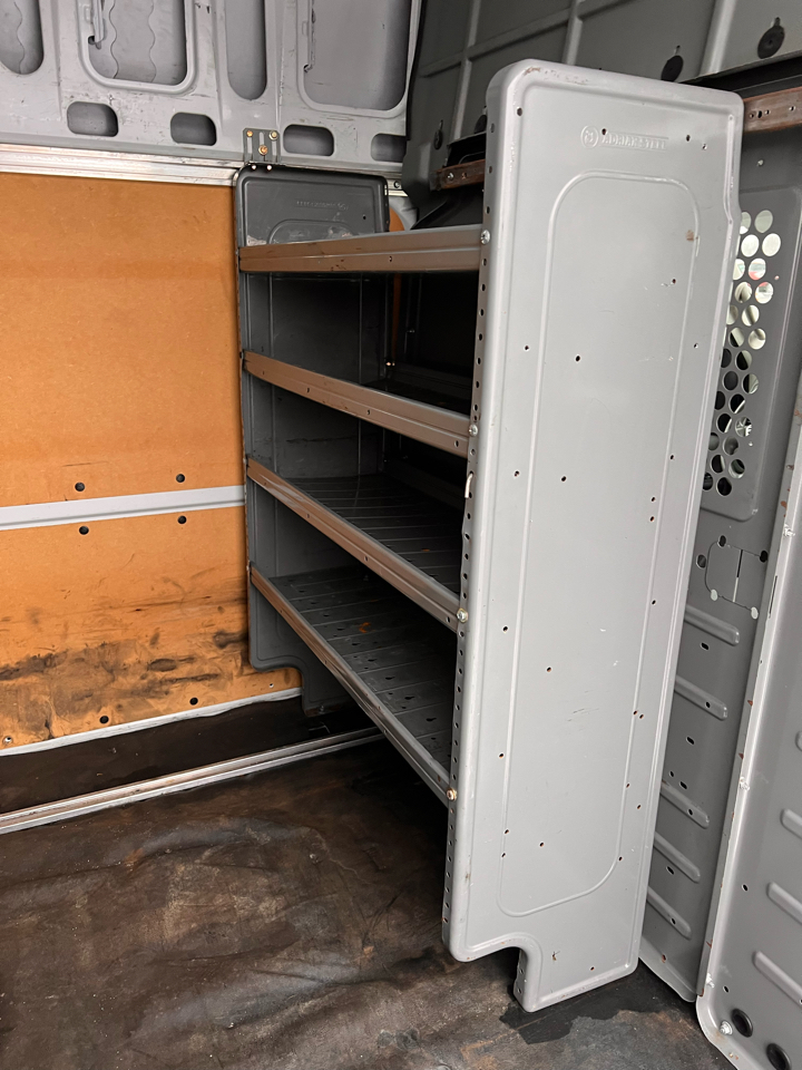 Nissan NV Cargo NV3500 HD High Roof V8 SV 2019