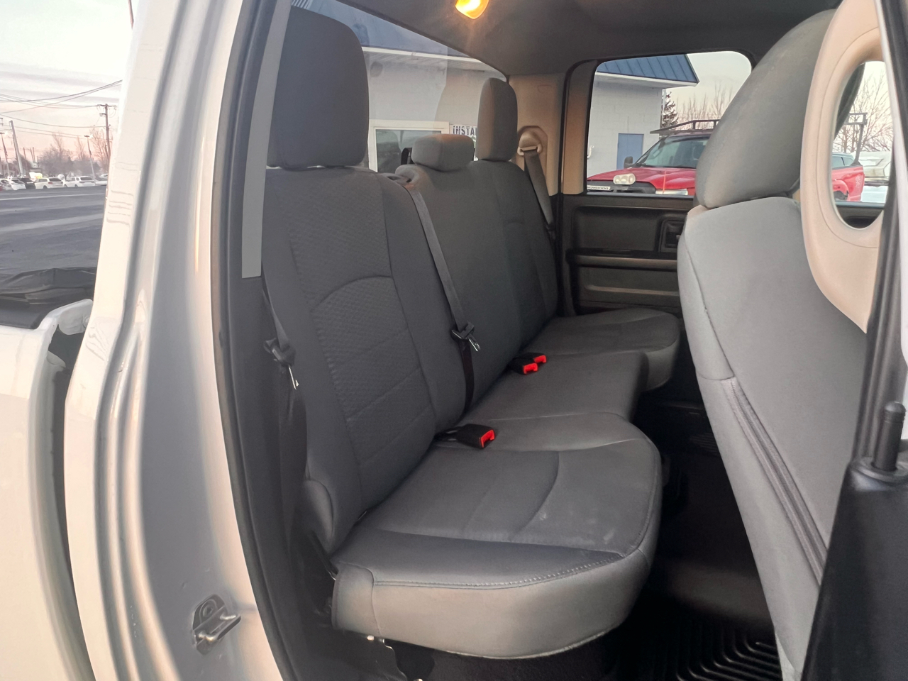 RAM 1500 Classic Express 4x4 Quad Cab 6'4" Box 2019