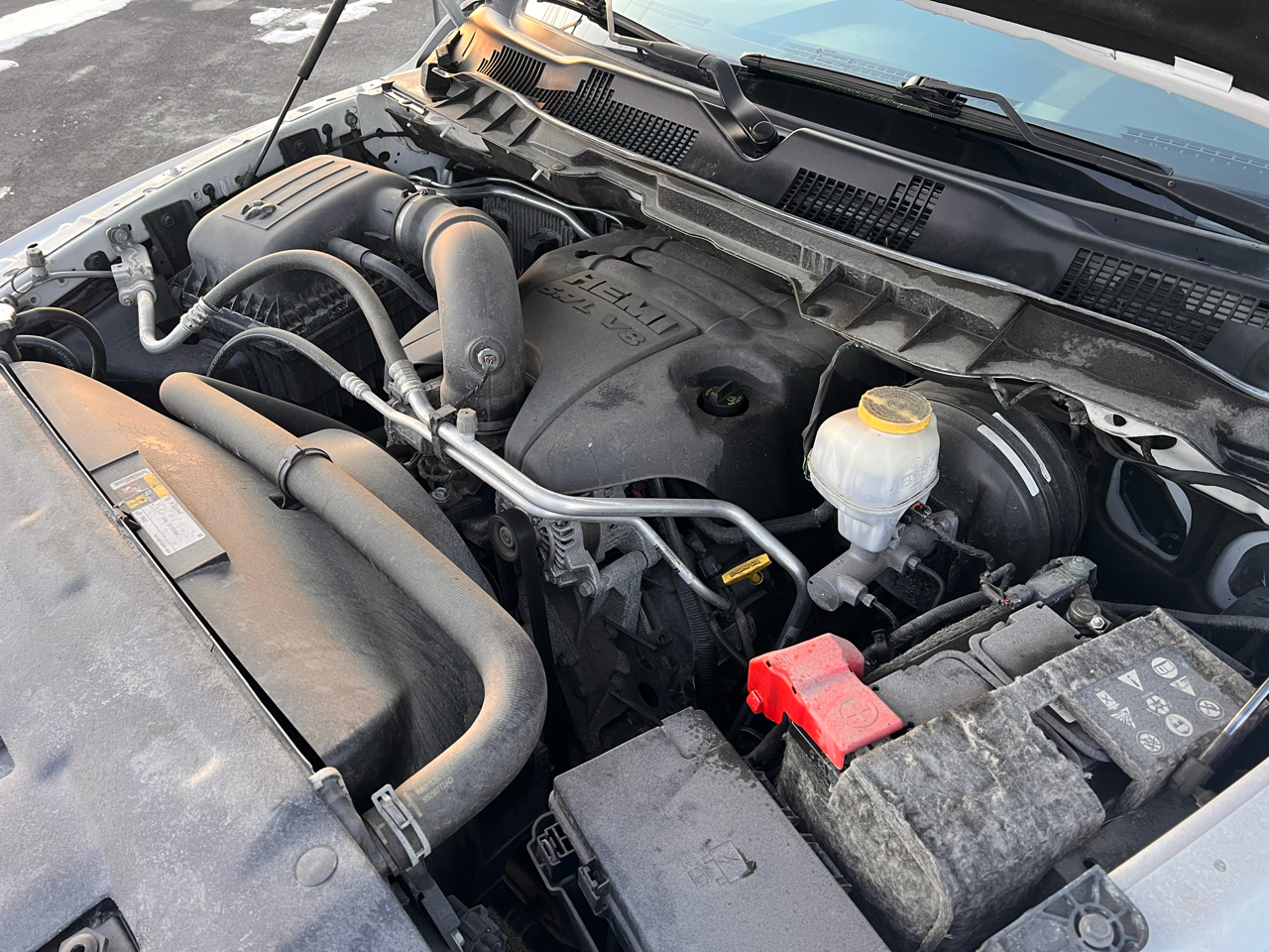 RAM 1500 Classic Express 4x4 Quad Cab 6'4" Box 2019