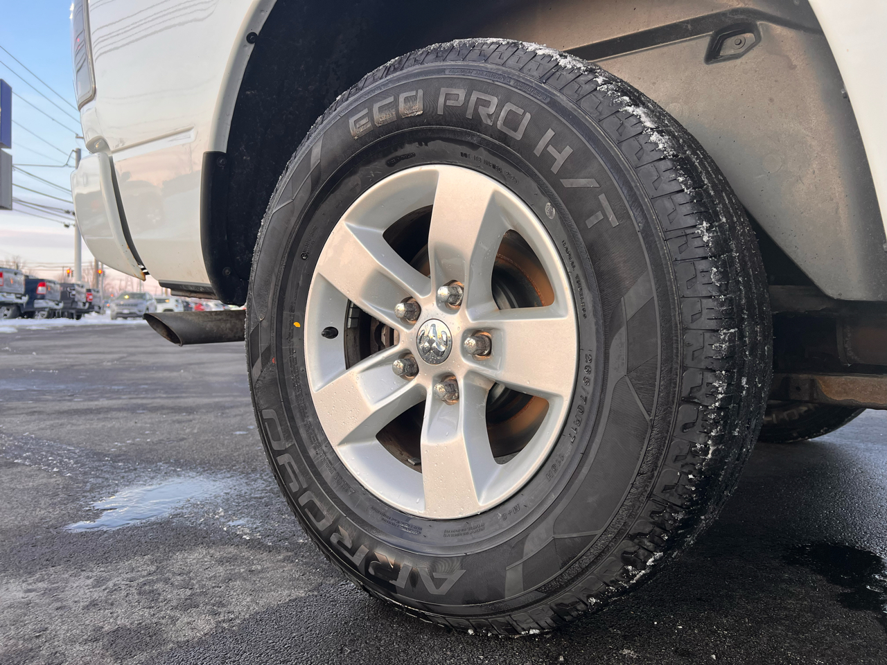 RAM 1500 Classic Express 4x4 Quad Cab 6'4" Box 2019