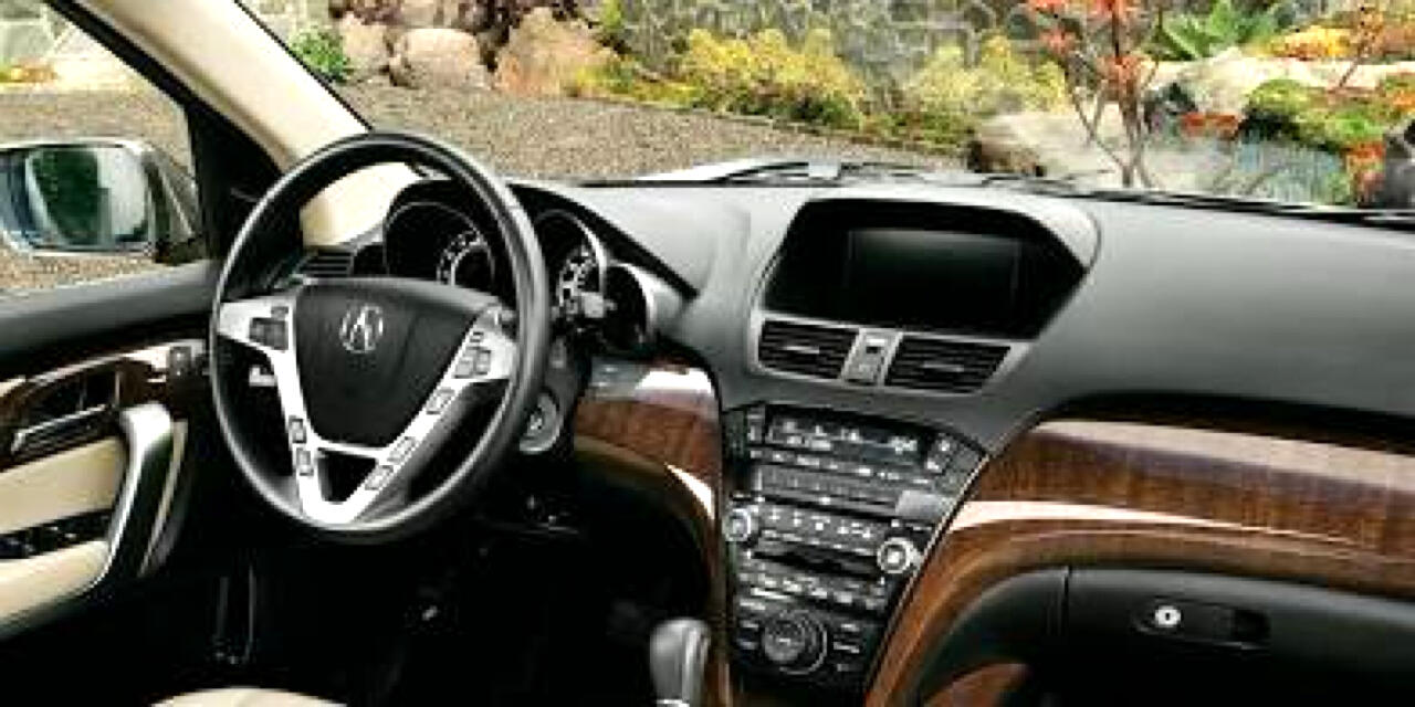 Acura MDX 6-Spd AT w/Tech and Entertainment Package 2012